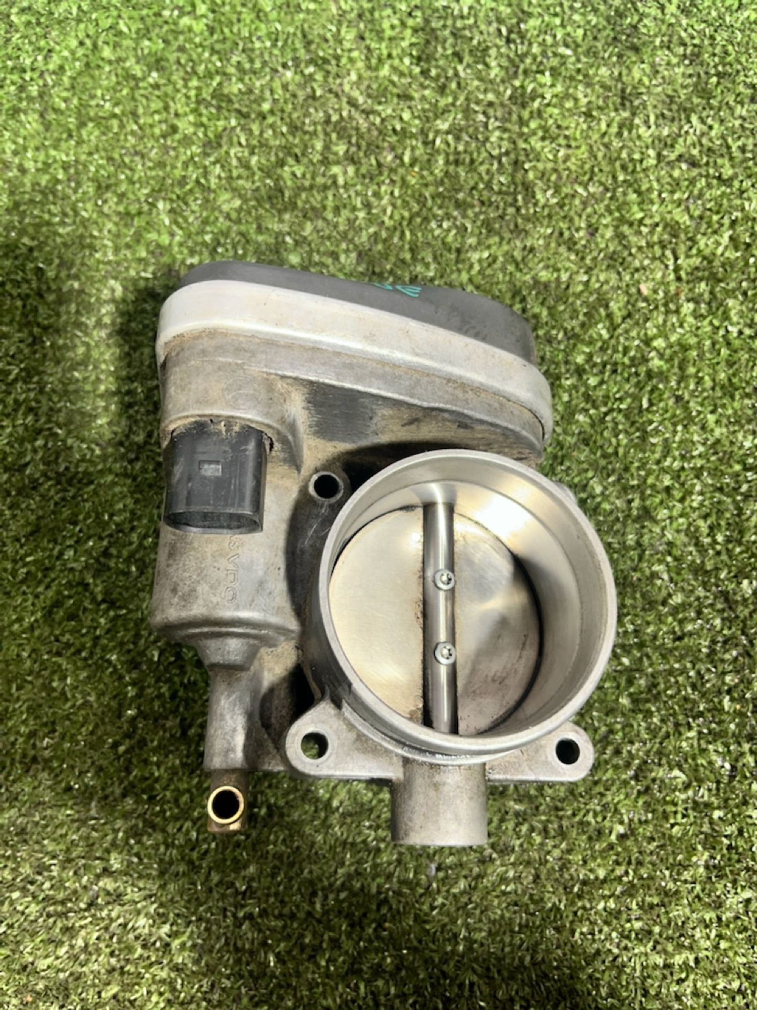 https://ycs.partsauto.market/partsauto-images/thmbs/userImages/7493bedda53ffbba18042670cc6fed05/part/a97a83ee-ab64-42ba-8970-32f0f72f48b4_1731667479115.jpg