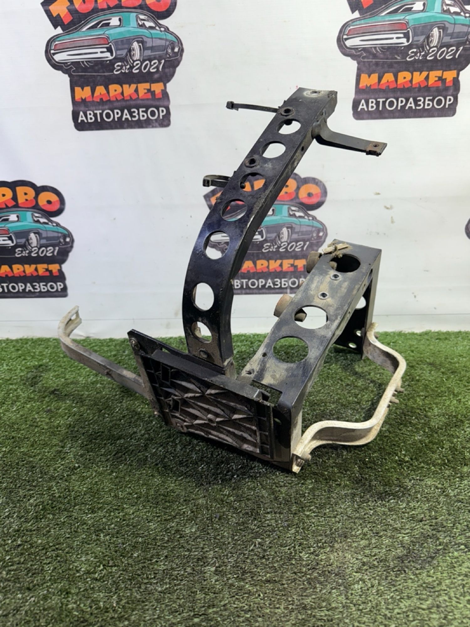 https://ycs.partsauto.market/partsauto-images/thmbs/userImages/7493bedda53ffbba18042670cc6fed05/part/acfef16a-591e-4605-93c4-164ef89af5d1_1744721950742.jpg