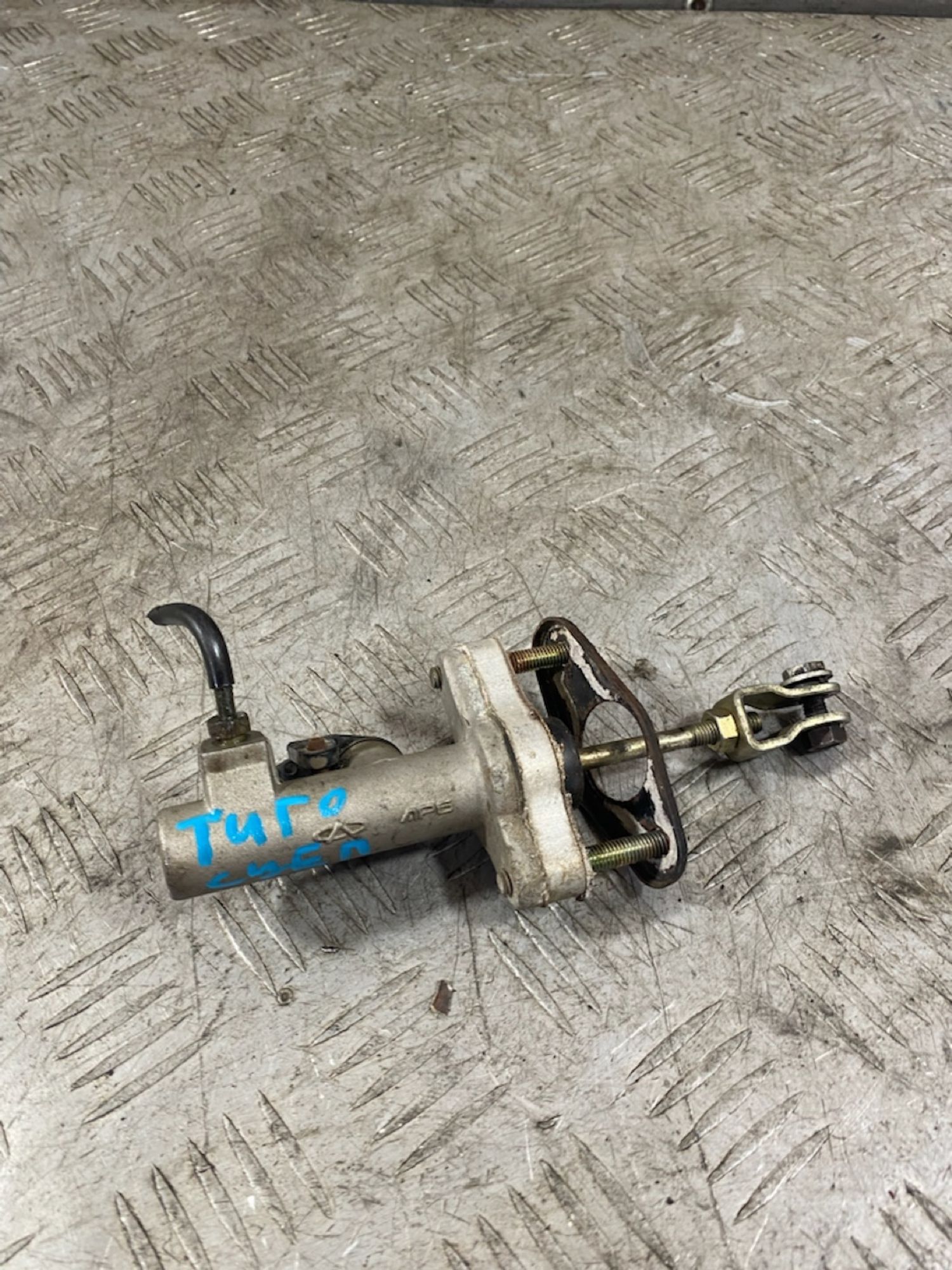 https://ycs.partsauto.market/partsauto-images/thmbs/userImages/7493bedda53ffbba18042670cc6fed05/part/ad16ea02-7da8-4fbf-8960-429c31c65893_1725019142602.jpg
