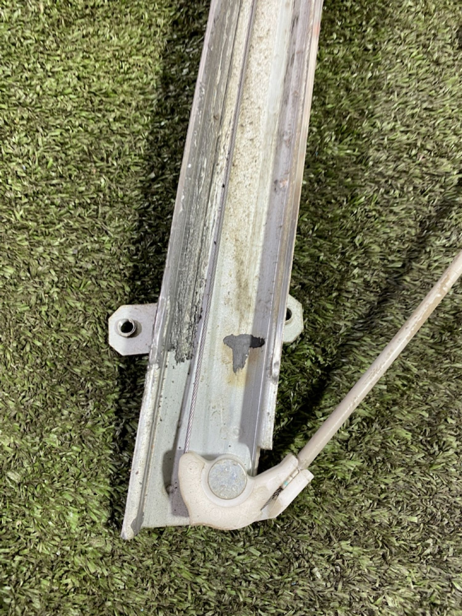 https://ycs.partsauto.market/partsauto-images/thmbs/userImages/7493bedda53ffbba18042670cc6fed05/part/af29974f-f923-4228-8bb0-44324cf8904f_1749558991649.jpg