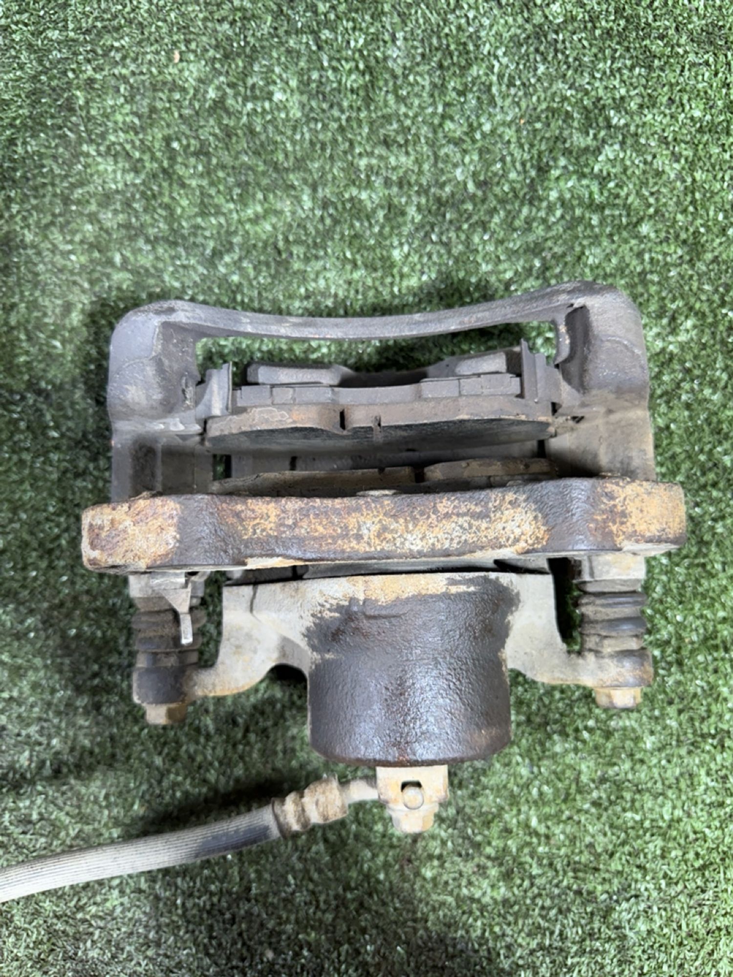 https://ycs.partsauto.market/partsauto-images/thmbs/userImages/7493bedda53ffbba18042670cc6fed05/part/b2181982-dc14-4f16-9438-2f5ac7e4386d_1736249068905.jpg