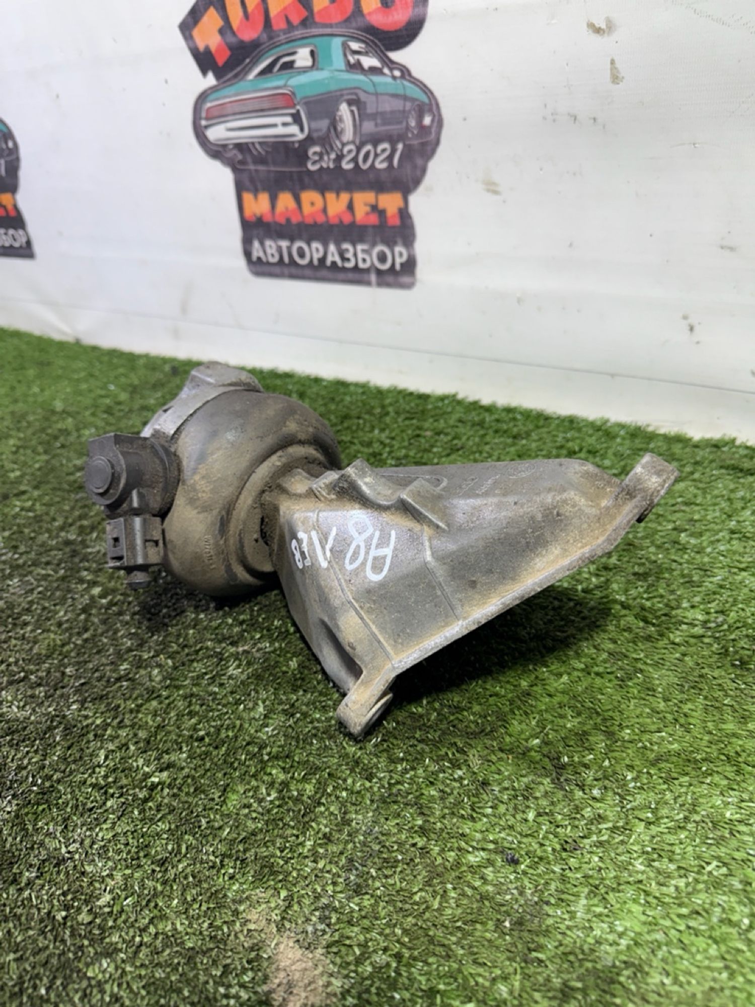 https://ycs.partsauto.market/partsauto-images/thmbs/userImages/7493bedda53ffbba18042670cc6fed05/part/b28857a6-7fc5-4077-bbdc-1ae9152b1aec_1744722645917.jpg