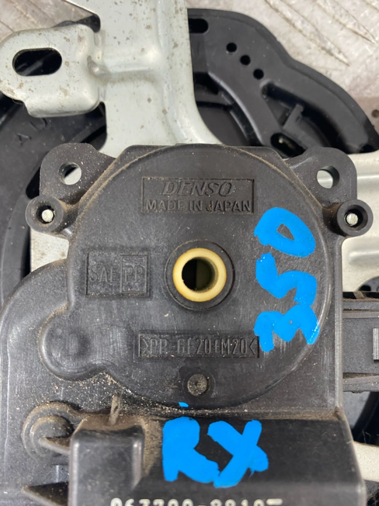 https://ycs.partsauto.market/partsauto-images/thmbs/userImages/7493bedda53ffbba18042670cc6fed05/part/b32a853e-958f-416c-b1e3-72765328b269_1722256040924.jpg