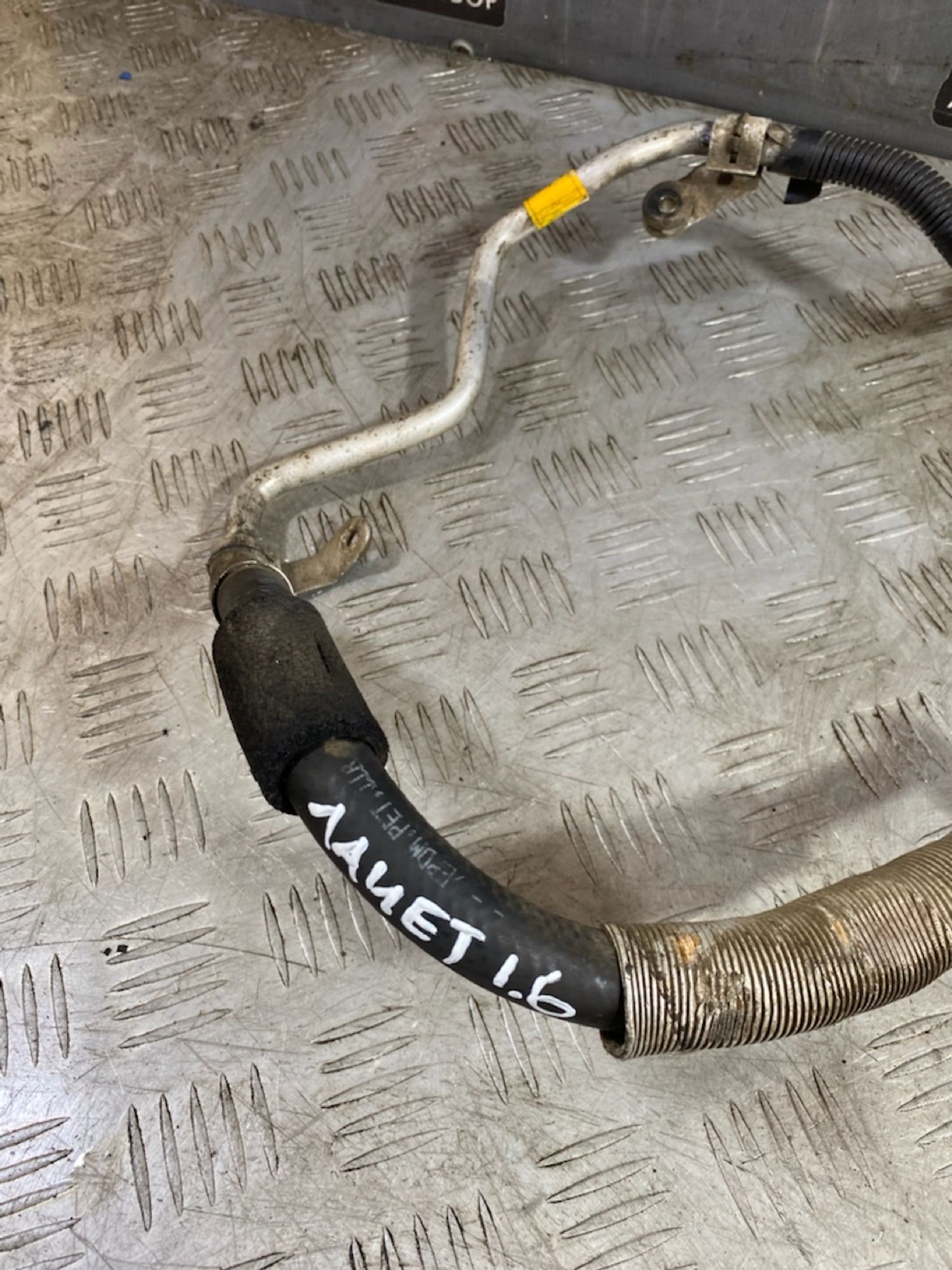 https://ycs.partsauto.market/partsauto-images/thmbs/userImages/7493bedda53ffbba18042670cc6fed05/part/b43574d3-ae1c-4a9b-97bb-093aff7dc6c9_1725544964697.jpg