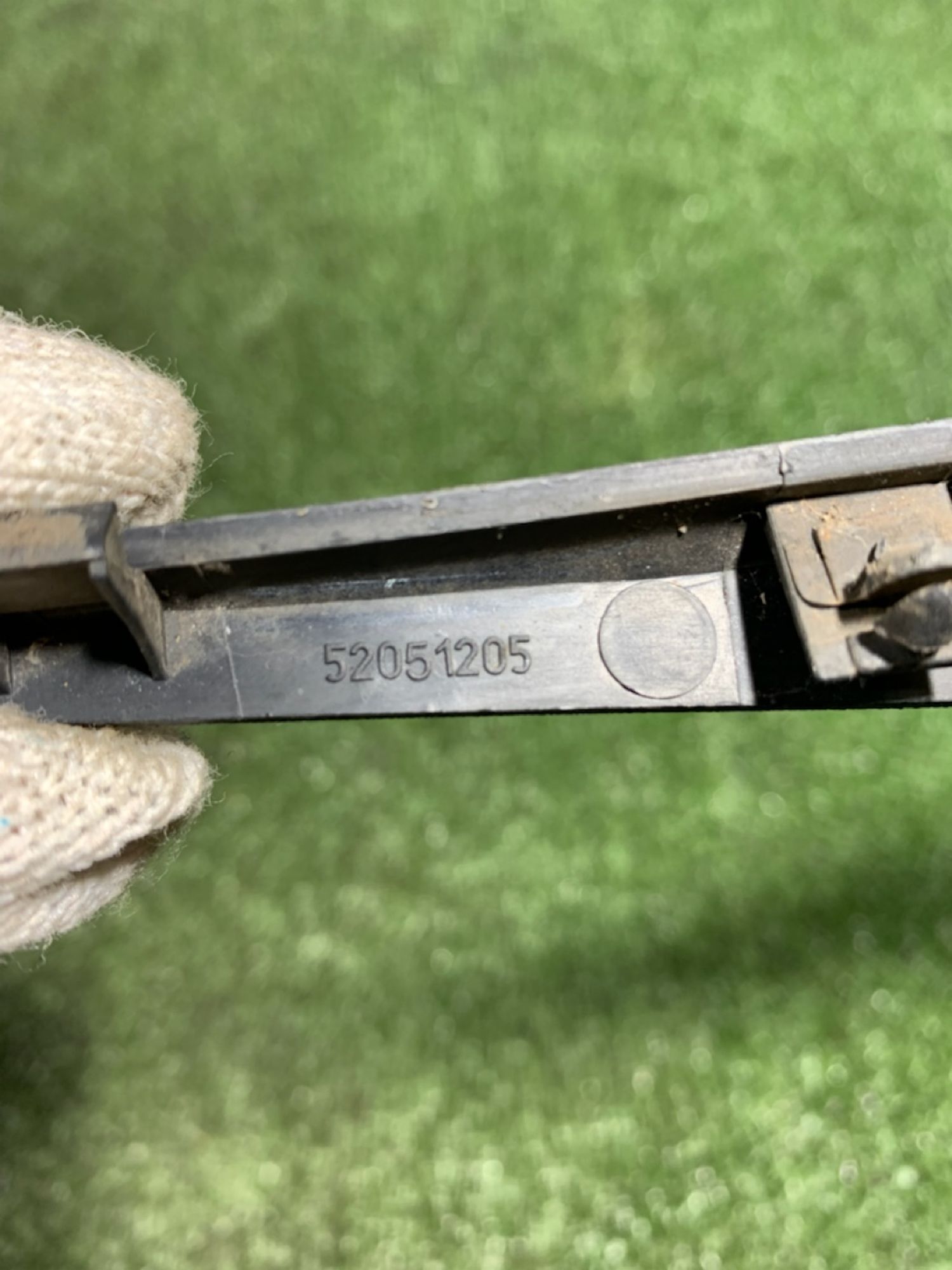 https://ycs.partsauto.market/partsauto-images/thmbs/userImages/7493bedda53ffbba18042670cc6fed05/part/b7615570-ffaf-45d1-bd9f-9ee0bea4da3d_1733488095620.jpg