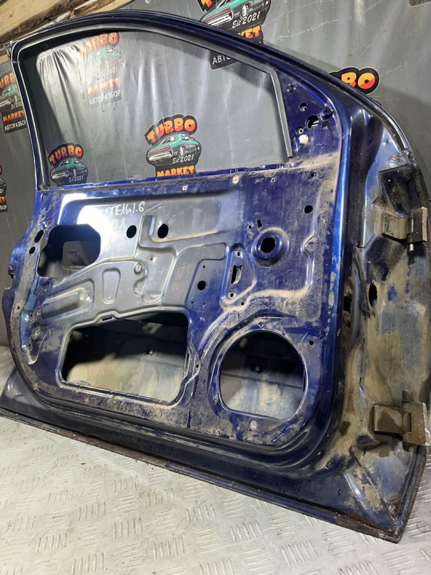 https://ycs.partsauto.market/partsauto-images/thmbs/userImages/7493bedda53ffbba18042670cc6fed05/part/b9354de3-94f1-499e-b45c-fef5516a9373_1729772908109.jpg
