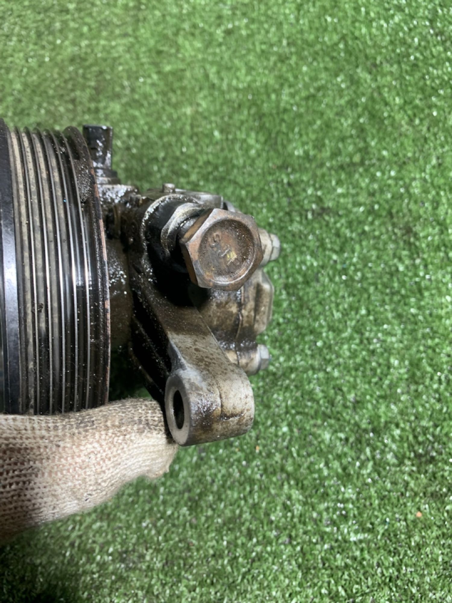 https://ycs.partsauto.market/partsauto-images/thmbs/userImages/7493bedda53ffbba18042670cc6fed05/part/b9e66a2f-c689-4007-8b16-8b7975efc4e3_1730660591357.jpg