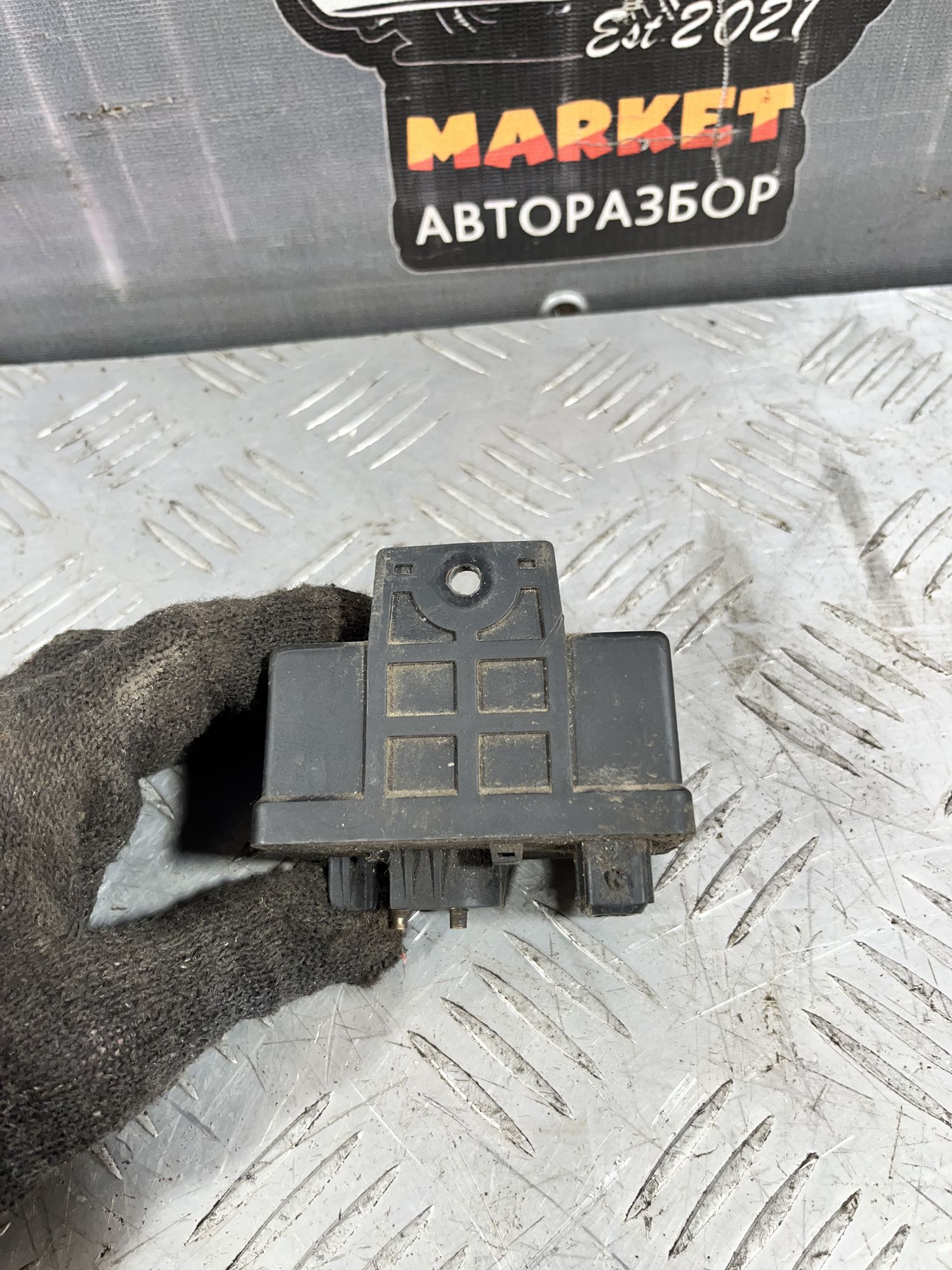 https://ycs.partsauto.market/partsauto-images/thmbs/userImages/7493bedda53ffbba18042670cc6fed05/part/ba525798-1391-45e6-a884-fb5487c108e0_1718280097618.jpg