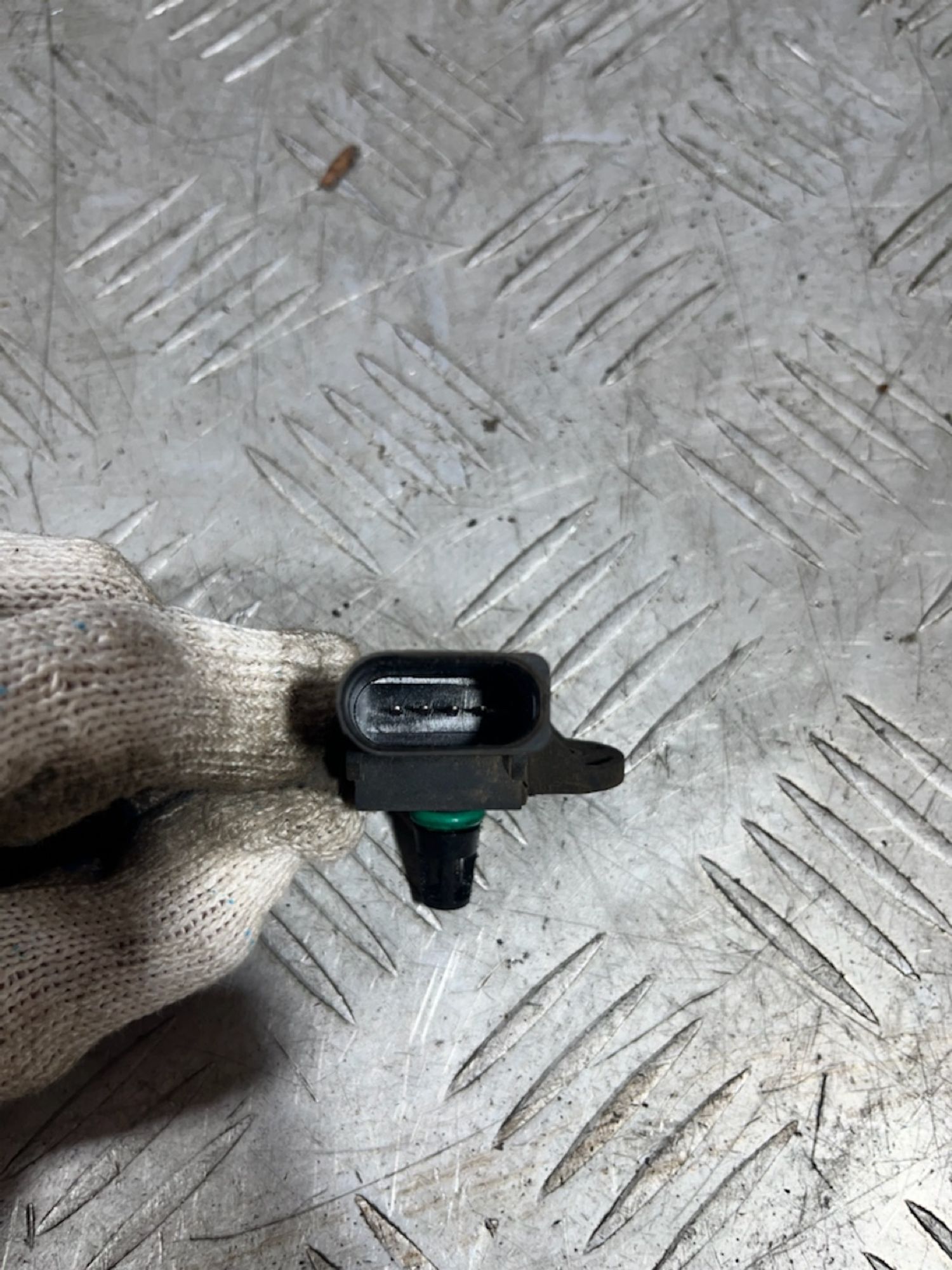 https://ycs.partsauto.market/partsauto-images/thmbs/userImages/7493bedda53ffbba18042670cc6fed05/part/bb57954c-e859-412c-8952-671ad7e61906_1728718834413.jpg