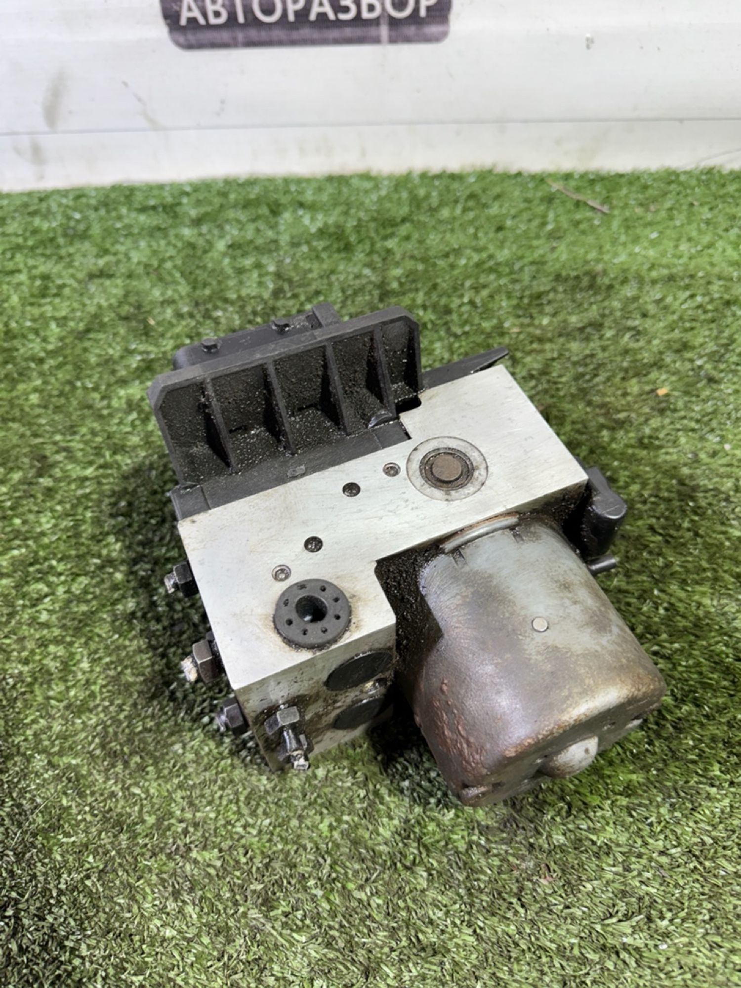 https://ycs.partsauto.market/partsauto-images/thmbs/userImages/7493bedda53ffbba18042670cc6fed05/part/becc045a-fedf-482e-87d2-d248b67a2fd0_1744192218906.jpg