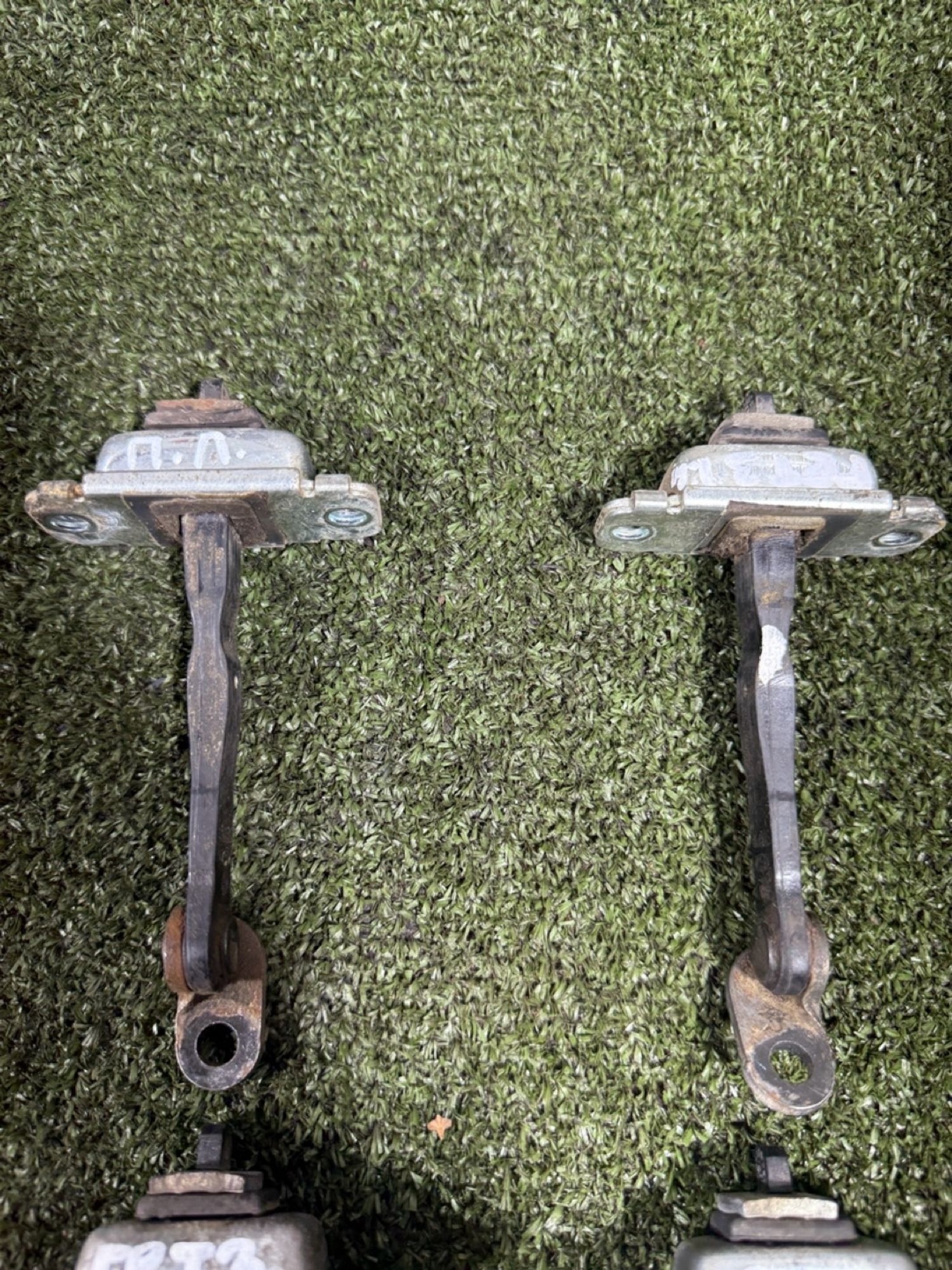 https://ycs.partsauto.market/partsauto-images/thmbs/userImages/7493bedda53ffbba18042670cc6fed05/part/c18c6e9f-38ea-4796-bd5c-031d55e990fc_1736855272509.jpg