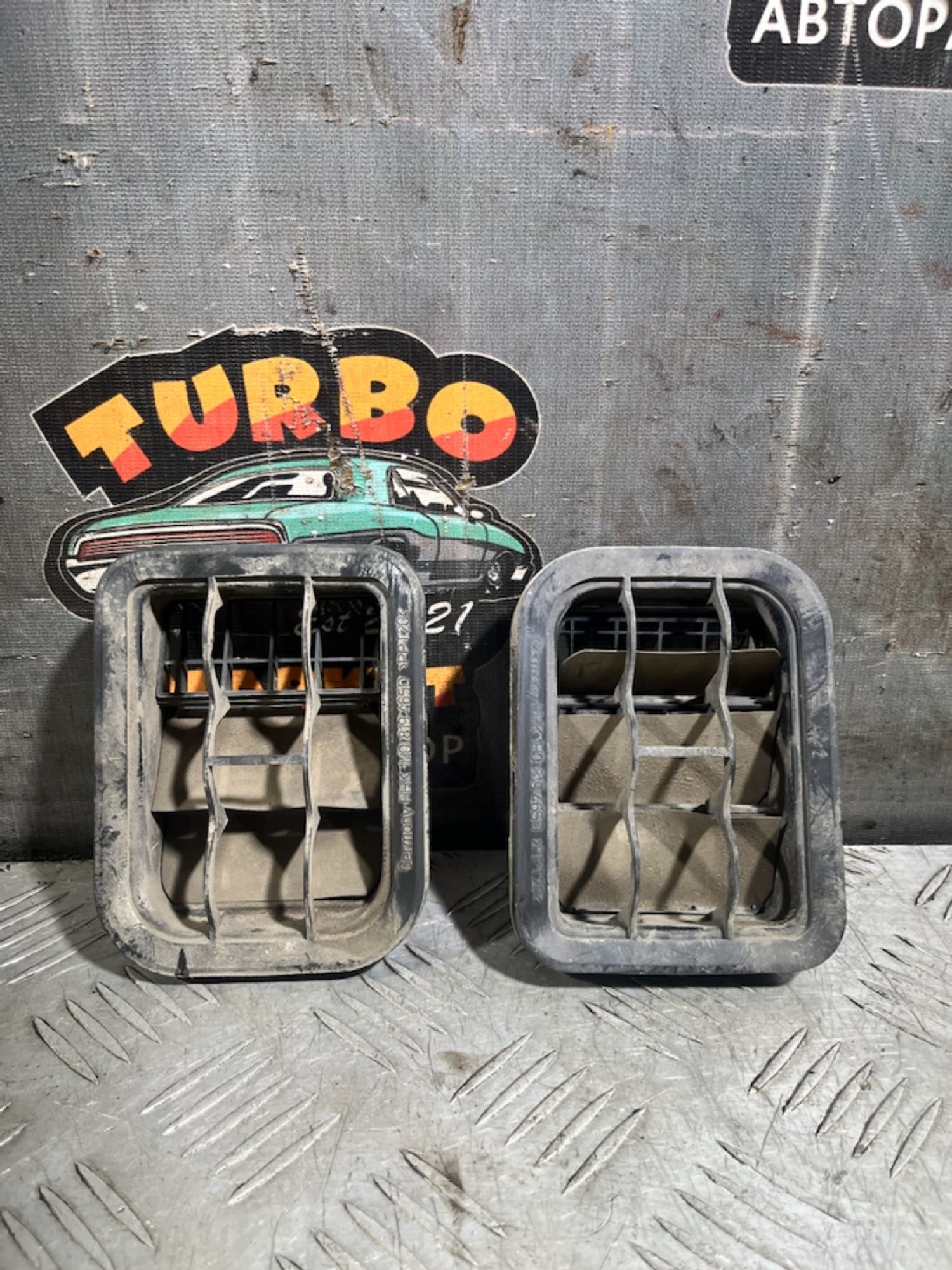https://ycs.partsauto.market/partsauto-images/thmbs/userImages/7493bedda53ffbba18042670cc6fed05/part/c1a4e66a-82ed-488c-9769-6d234e4272b4_1728992903575.jpg