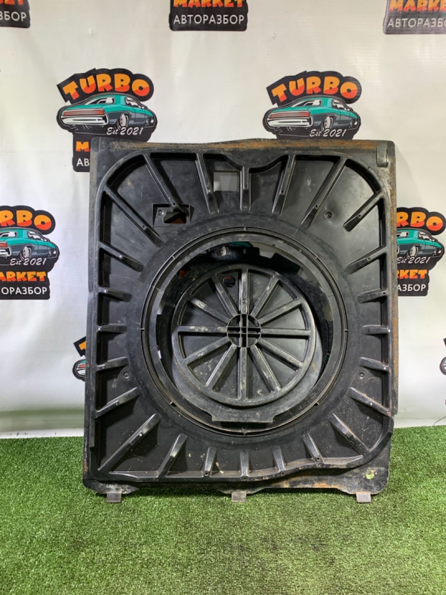 https://ycs.partsauto.market/partsauto-images/thmbs/userImages/7493bedda53ffbba18042670cc6fed05/part/c334d412-df41-490e-adf4-6660a1c02df2_1735219287274.jpg