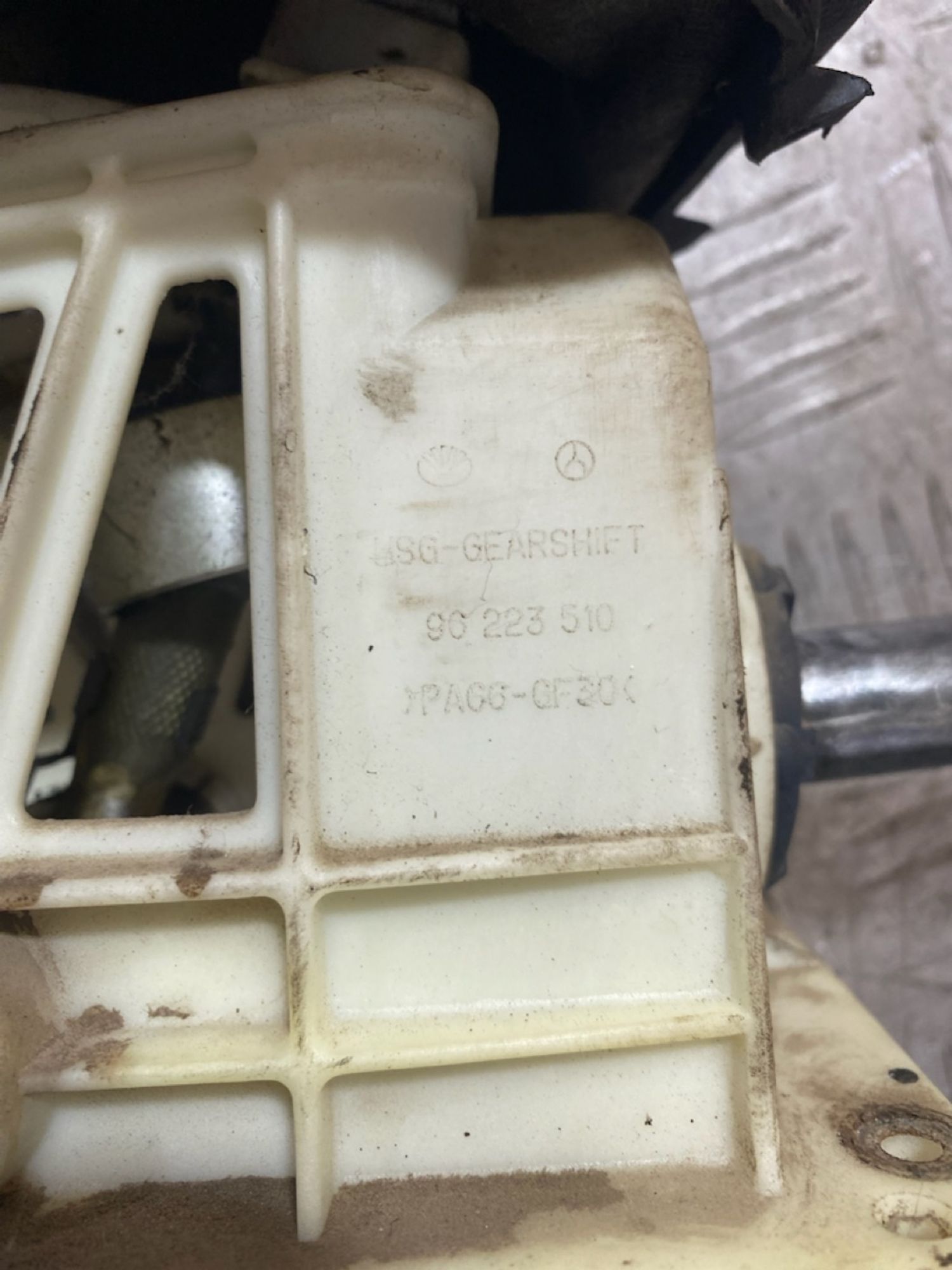 https://ycs.partsauto.market/partsauto-images/thmbs/userImages/7493bedda53ffbba18042670cc6fed05/part/c40f424d-0542-4f69-9dc2-1fdb287daa5a_1721658679740.jpg