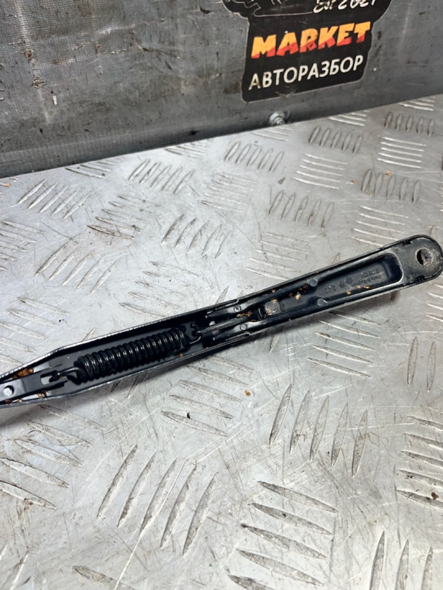 https://ycs.partsauto.market/partsauto-images/thmbs/userImages/7493bedda53ffbba18042670cc6fed05/part/c43aafc5-c9c8-4f6a-b653-9d279a23c505_1729694152015.jpg