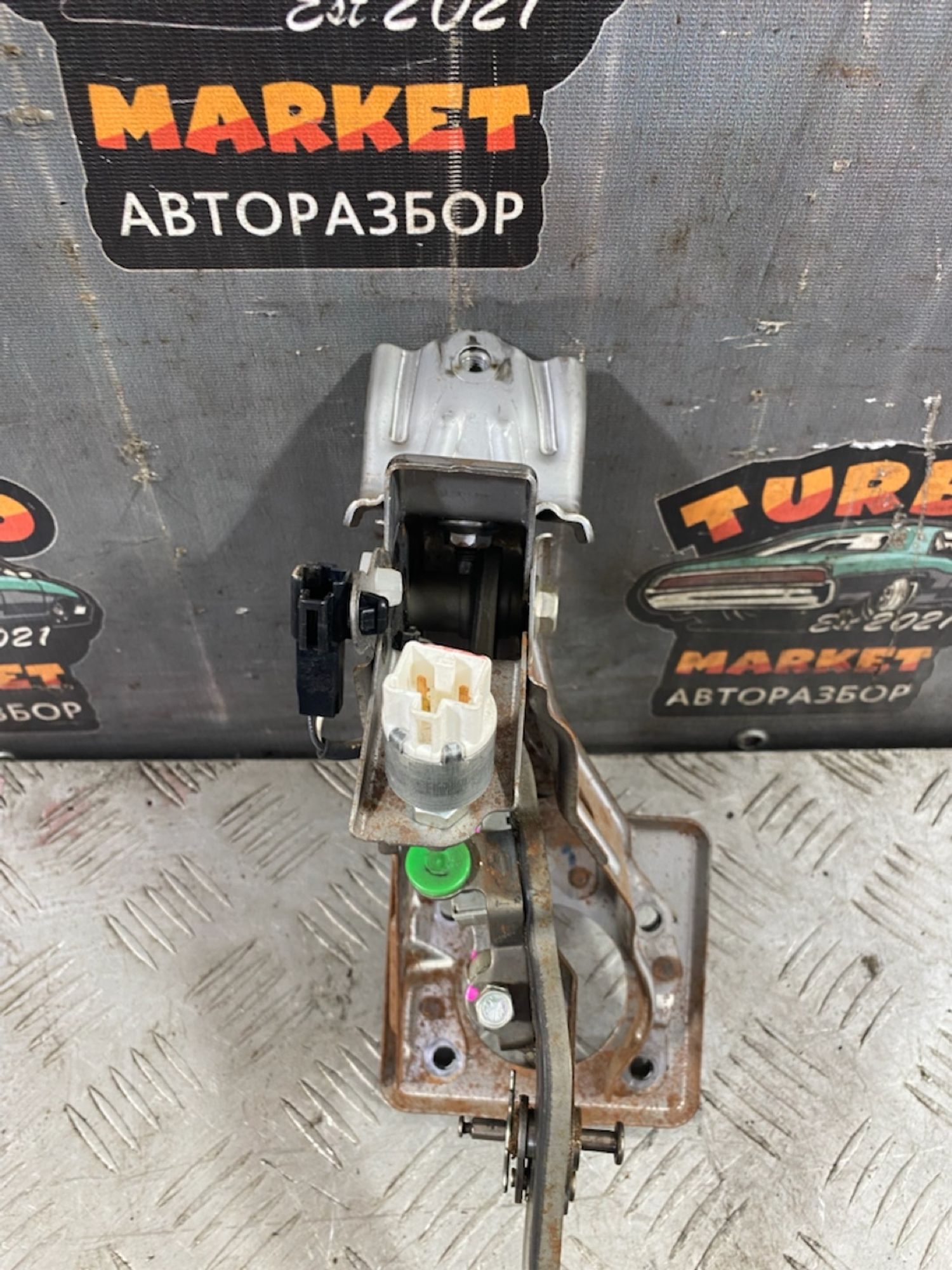 https://ycs.partsauto.market/partsauto-images/thmbs/userImages/7493bedda53ffbba18042670cc6fed05/part/c4876be5-ada3-46b8-8bf0-e6ae936e4055_1722263271261.jpg