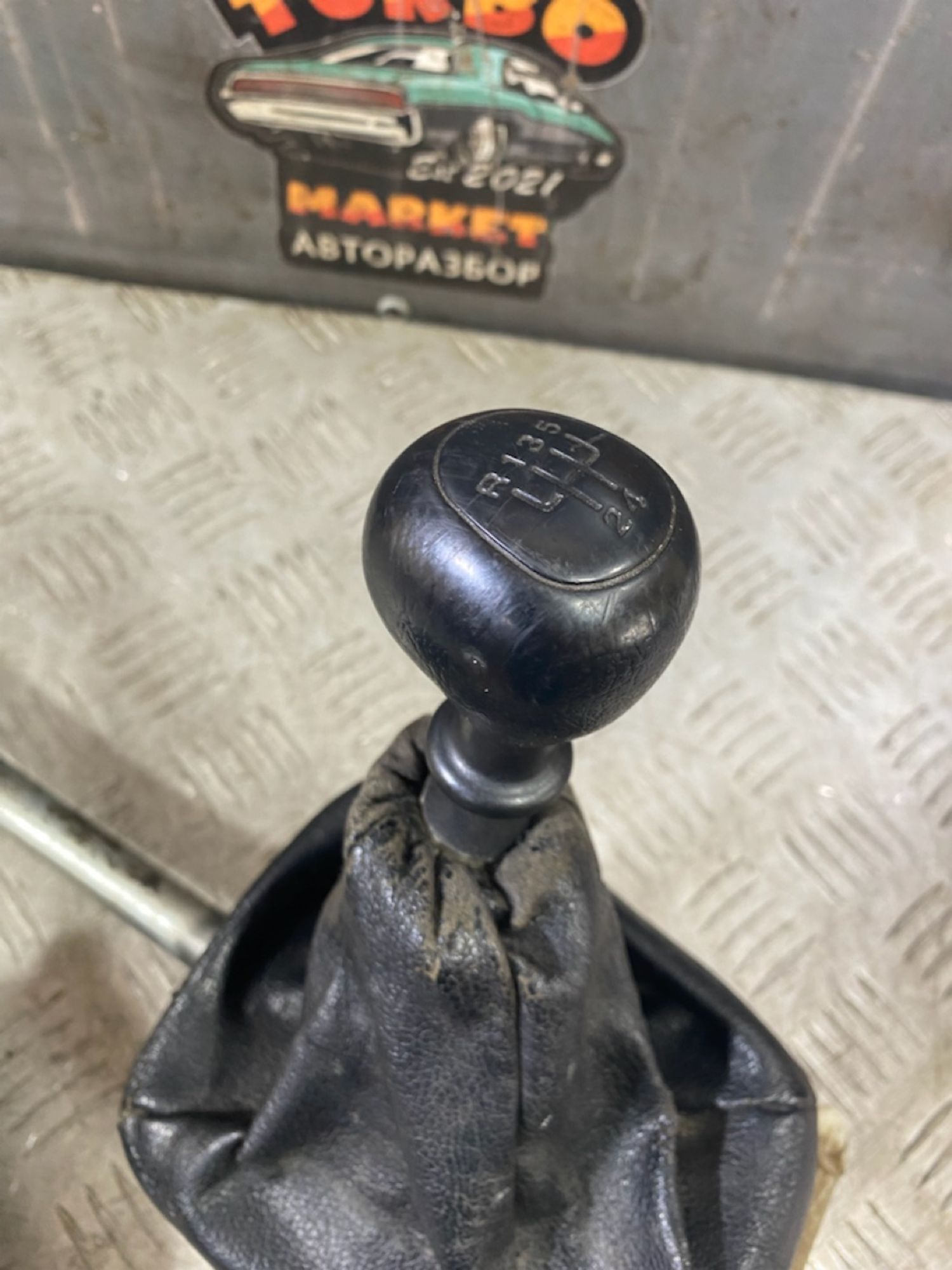 https://ycs.partsauto.market/partsauto-images/thmbs/userImages/7493bedda53ffbba18042670cc6fed05/part/c5193d92-8b7b-4823-b0f3-f62d821d76f0_1721658676792.jpg