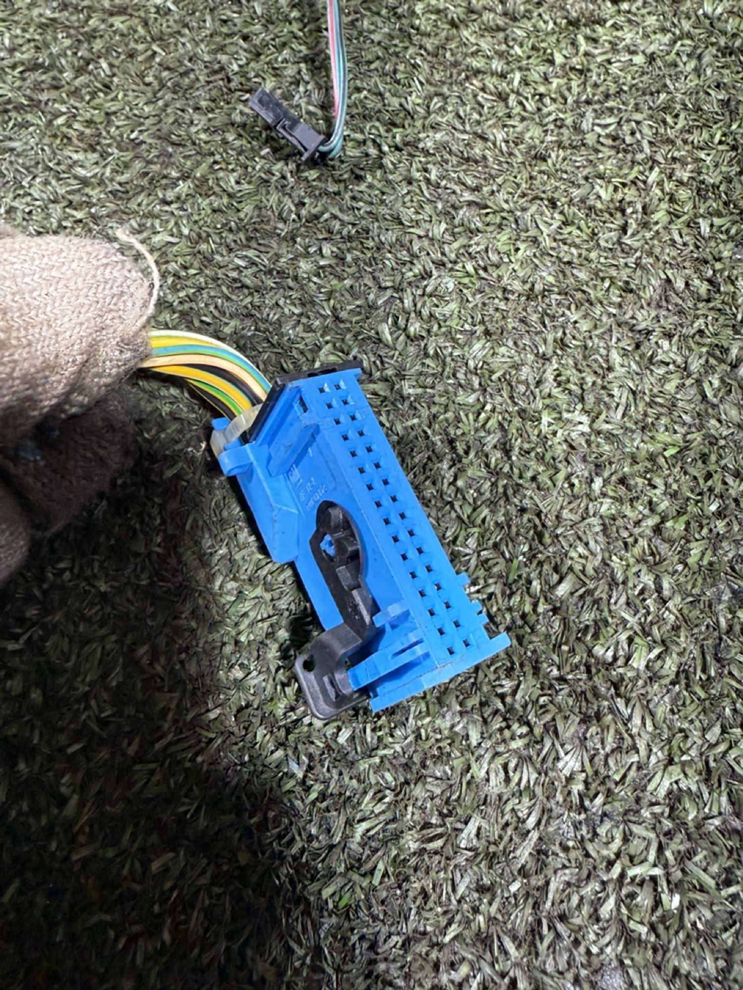 https://ycs.partsauto.market/partsauto-images/thmbs/userImages/7493bedda53ffbba18042670cc6fed05/part/c54e5959-d510-426d-a000-4e6a48ed1236_1737638206286.jpg
