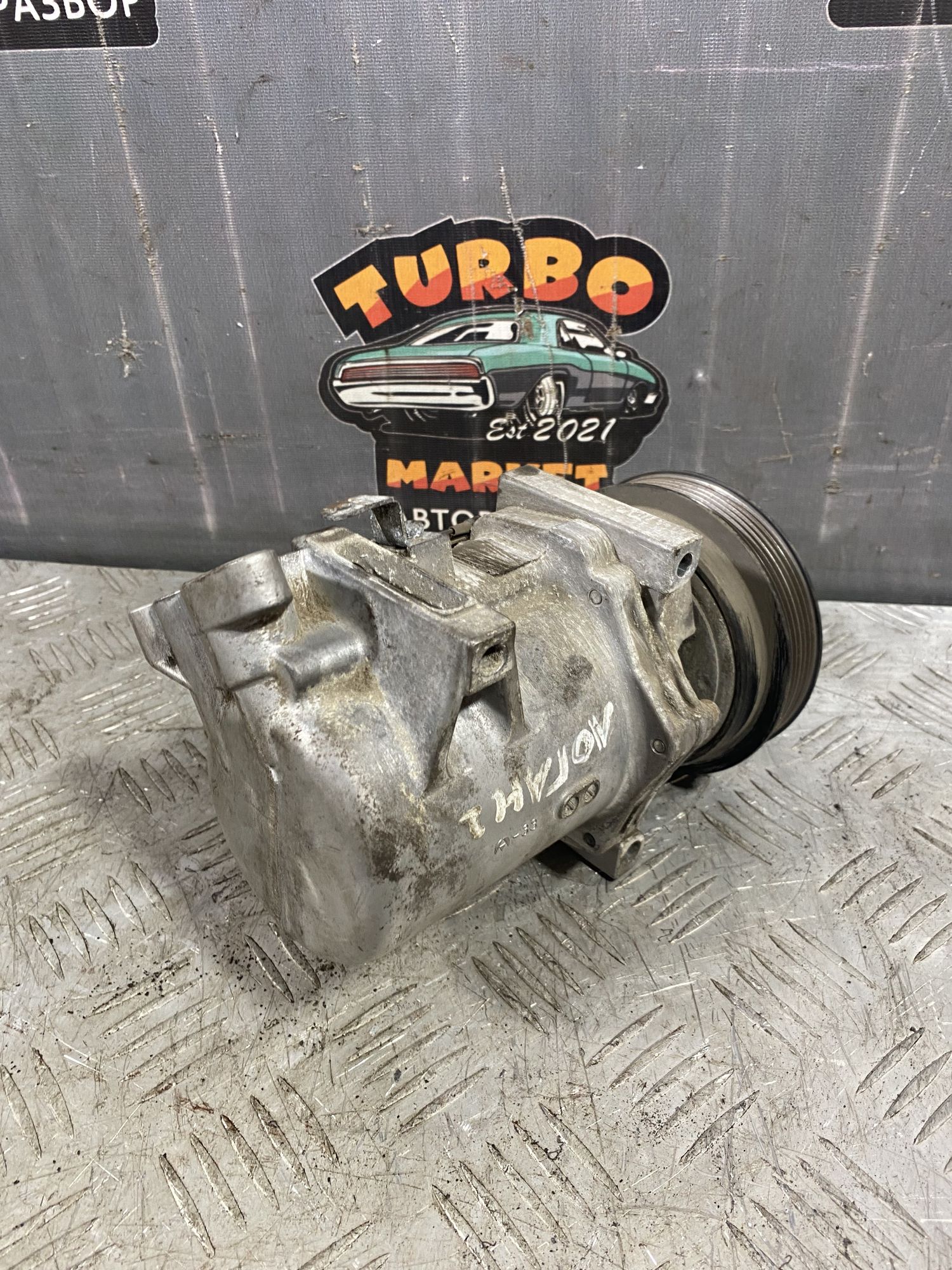 https://ycs.partsauto.market/partsauto-images/thmbs/userImages/7493bedda53ffbba18042670cc6fed05/part/c5d8592e-9e7d-4af6-81a3-728eb6a5b9b0_1718798181657.jpg