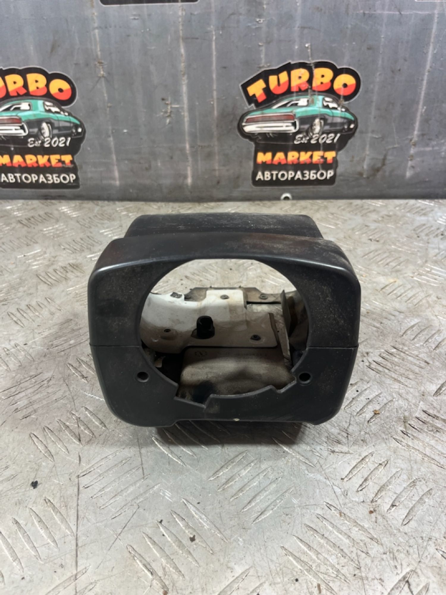 https://ycs.partsauto.market/partsauto-images/thmbs/userImages/7493bedda53ffbba18042670cc6fed05/part/c8235737-cfdb-46cb-bd34-6c4ea1dd79c2_1721303275772.jpg