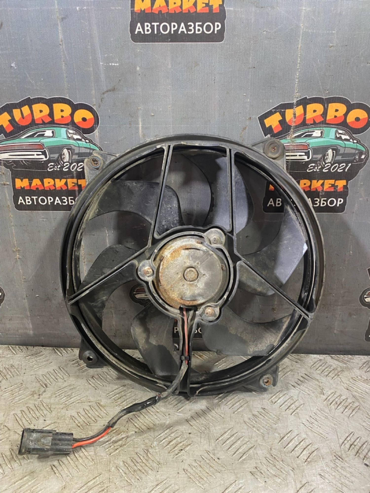 https://ycs.partsauto.market/partsauto-images/thmbs/userImages/7493bedda53ffbba18042670cc6fed05/part/c89e822e-e4af-4960-8c3a-2b1a9d804dce_1721744644169.jpg