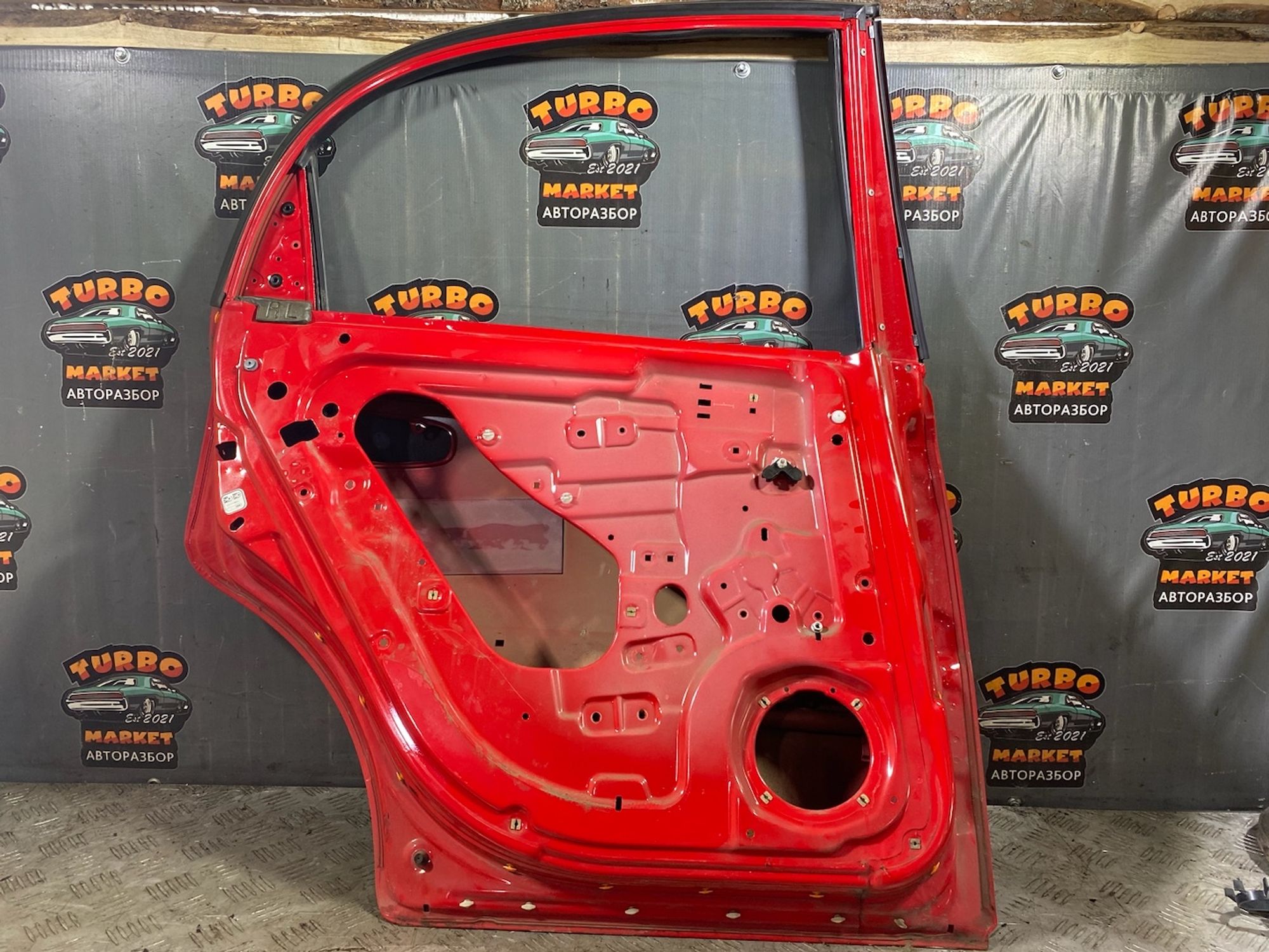 https://ycs.partsauto.market/partsauto-images/thmbs/userImages/7493bedda53ffbba18042670cc6fed05/part/c8f55e67-b1cc-4c4d-83ad-949ad1d294a8_1723473393493.jpg