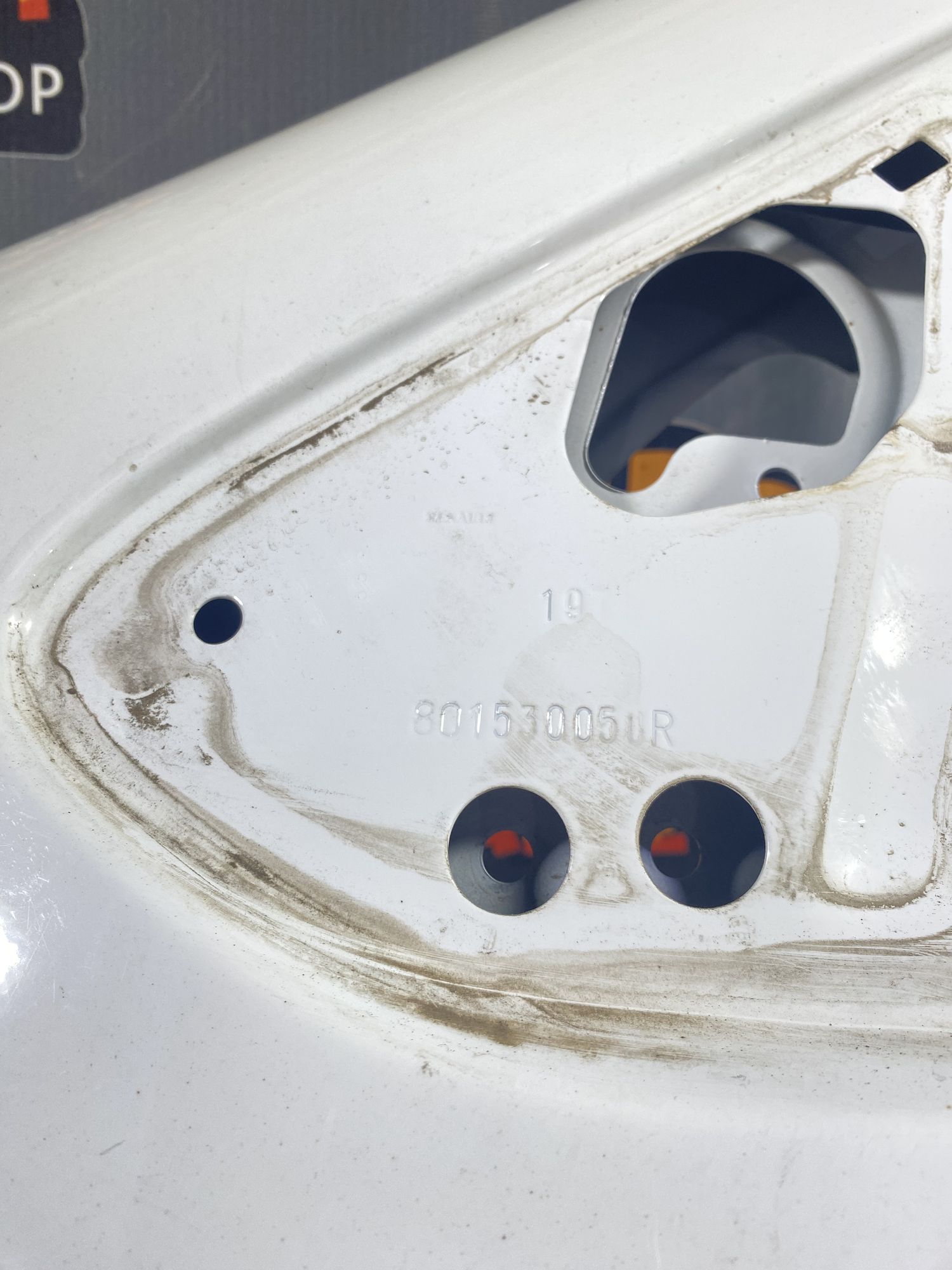 https://ycs.partsauto.market/partsauto-images/thmbs/userImages/7493bedda53ffbba18042670cc6fed05/part/c961b0c7-1b56-4fa8-bad9-5b95b3fbd28d_1718979577911.jpg