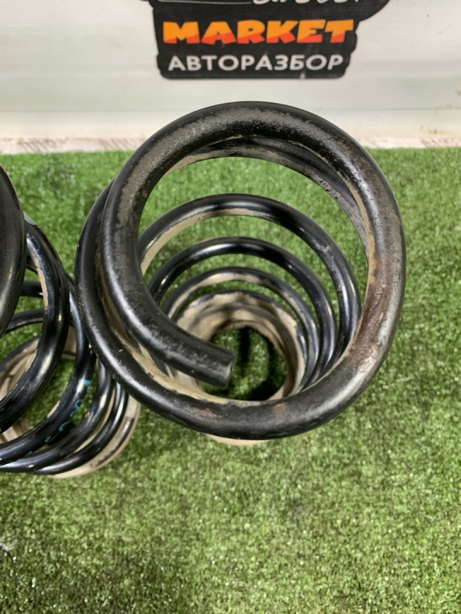https://ycs.partsauto.market/partsauto-images/thmbs/userImages/7493bedda53ffbba18042670cc6fed05/part/cad9e65e-bd15-4c4b-bf81-58badef7e88d_1734518503061.jpg