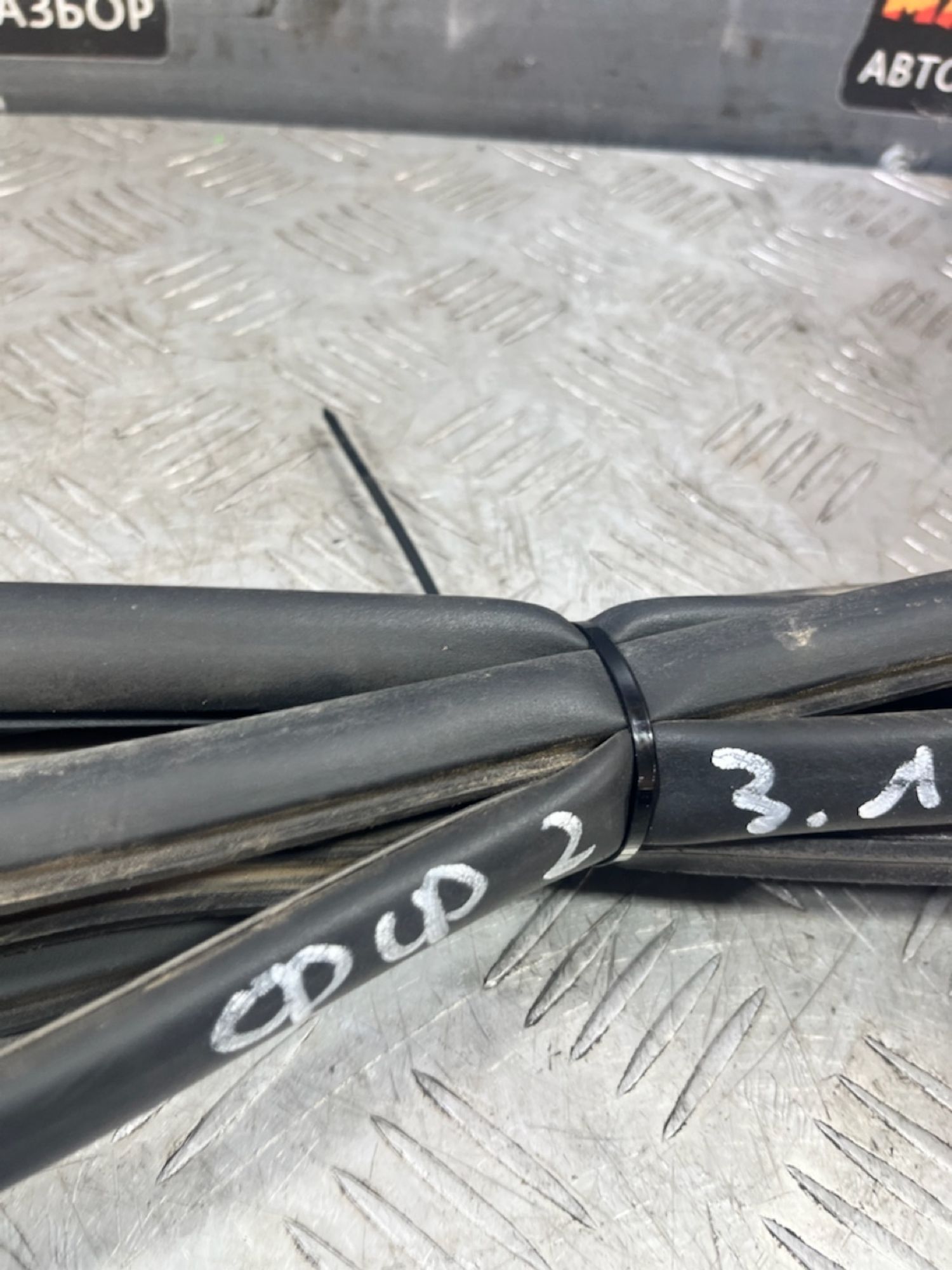 https://ycs.partsauto.market/partsauto-images/thmbs/userImages/7493bedda53ffbba18042670cc6fed05/part/ccac0e40-c137-4fb9-8200-c86b80541eda_1720697601399.jpg