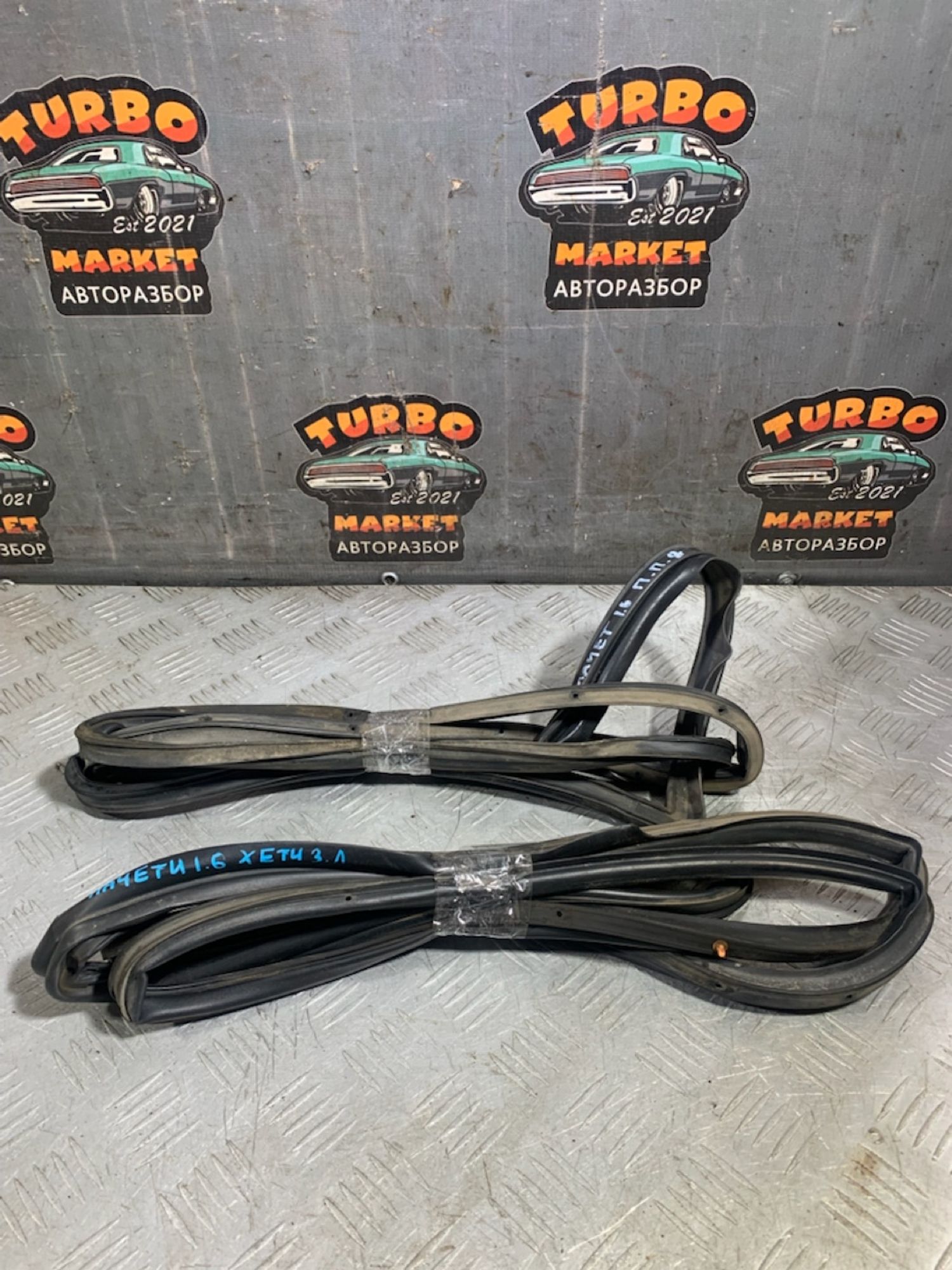 https://ycs.partsauto.market/partsauto-images/thmbs/userImages/7493bedda53ffbba18042670cc6fed05/part/ccaee05b-02ae-4002-bcb7-700830600953_1729513502712.jpg