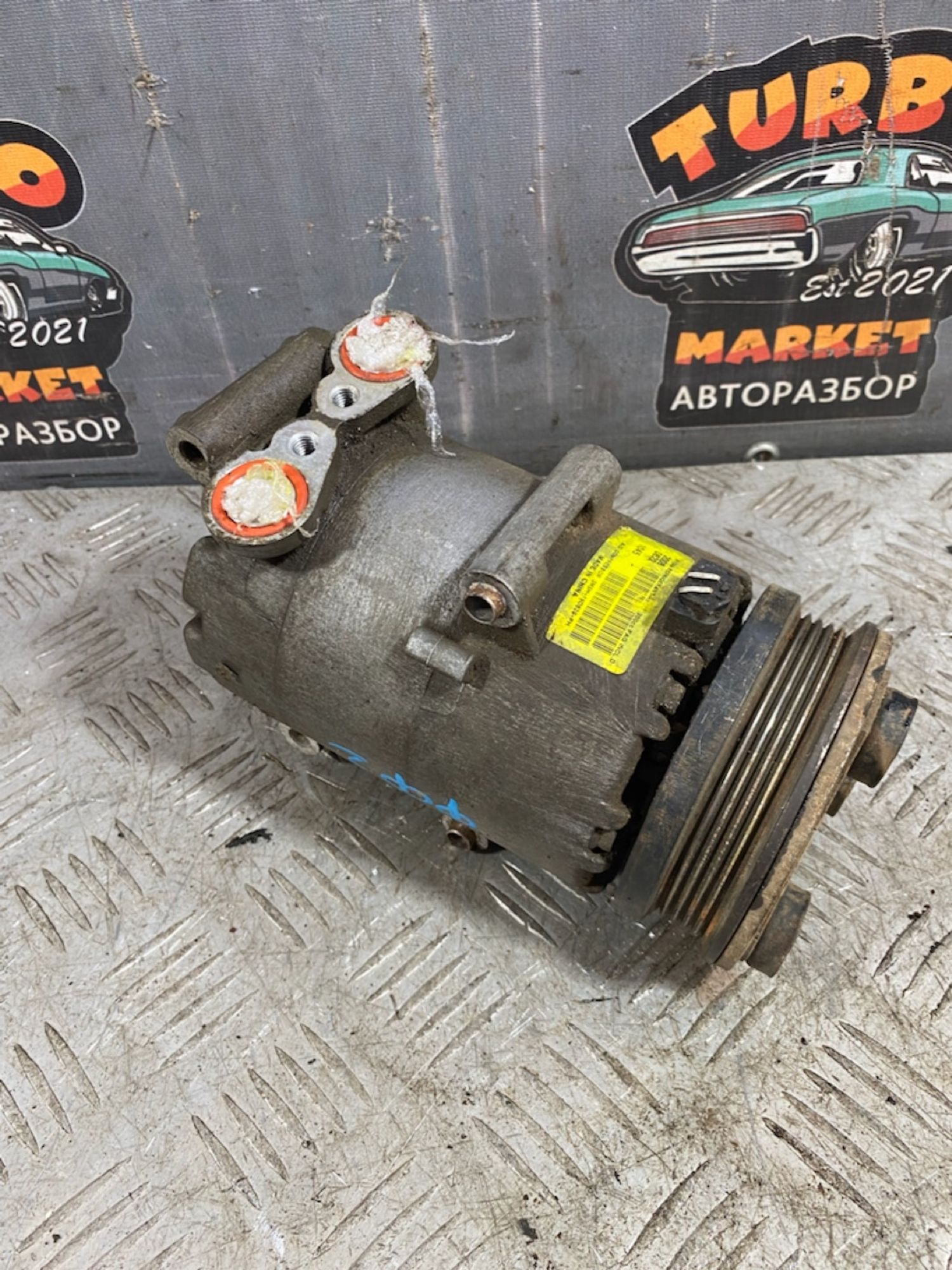 https://ycs.partsauto.market/partsauto-images/thmbs/userImages/7493bedda53ffbba18042670cc6fed05/part/cdce14b3-dafd-4d82-b9e1-61cdf768f3b9_1720790986353.jpg