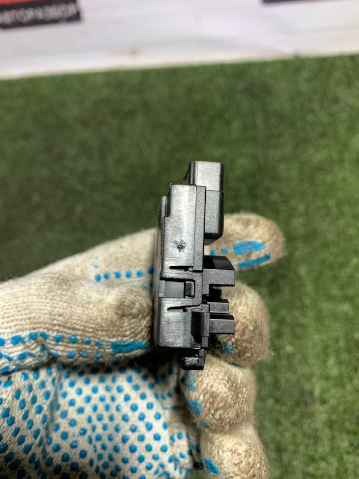 https://ycs.partsauto.market/partsauto-images/thmbs/userImages/7493bedda53ffbba18042670cc6fed05/part/d06457ea-ddc2-46cd-b4c8-3b8ca1598f52_1738139683951.jpg