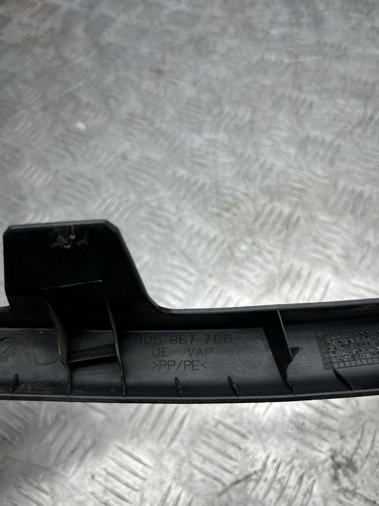 https://ycs.partsauto.market/partsauto-images/thmbs/userImages/7493bedda53ffbba18042670cc6fed05/part/d1c95aec-3eae-43cb-883d-14605a0adcf2_1717682249794.jpg