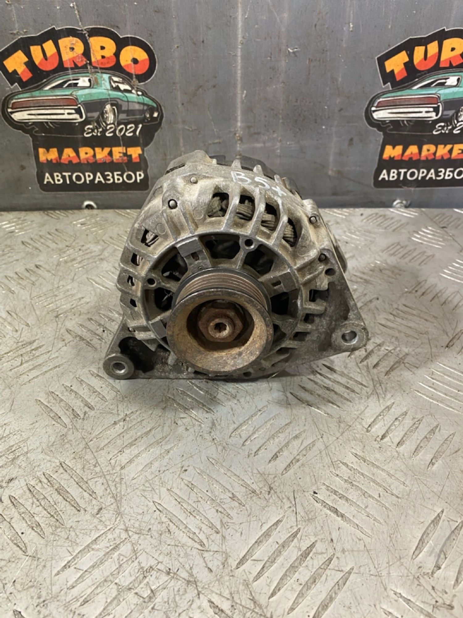 https://ycs.partsauto.market/partsauto-images/thmbs/userImages/7493bedda53ffbba18042670cc6fed05/part/d3cef2a0-4244-4e70-a0d3-fd6335bf9cd7_1721415549417.jpg