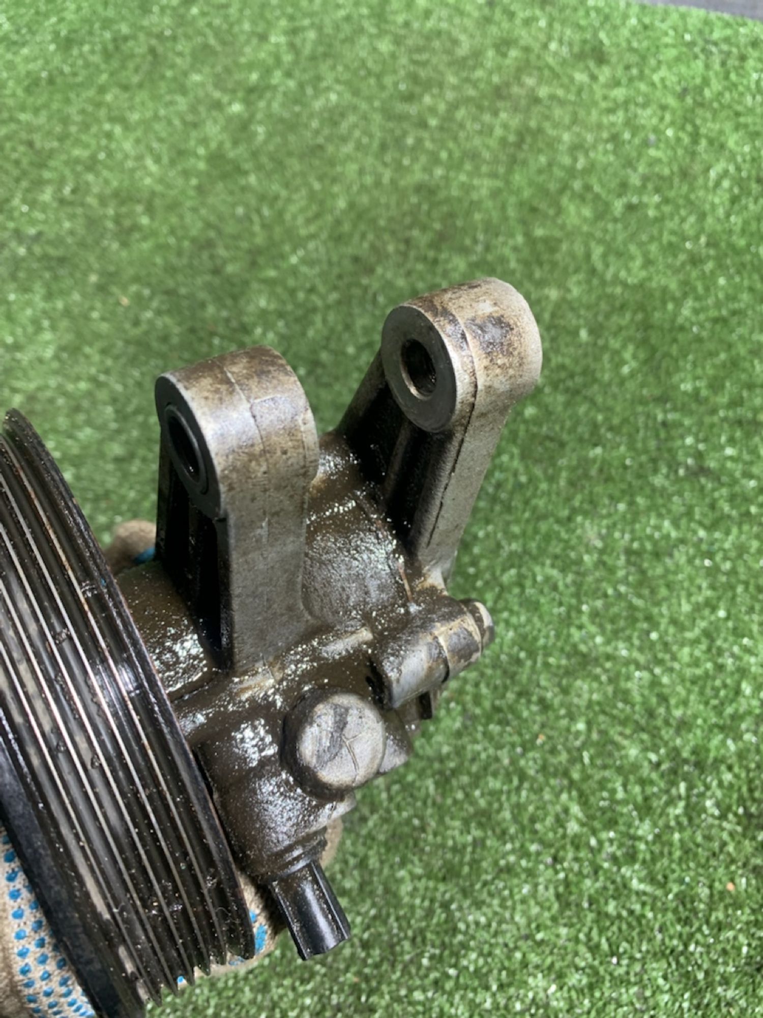 https://ycs.partsauto.market/partsauto-images/thmbs/userImages/7493bedda53ffbba18042670cc6fed05/part/d45bb700-df7a-4b1c-b09b-c8d1fc9330ad_1730660588035.jpg