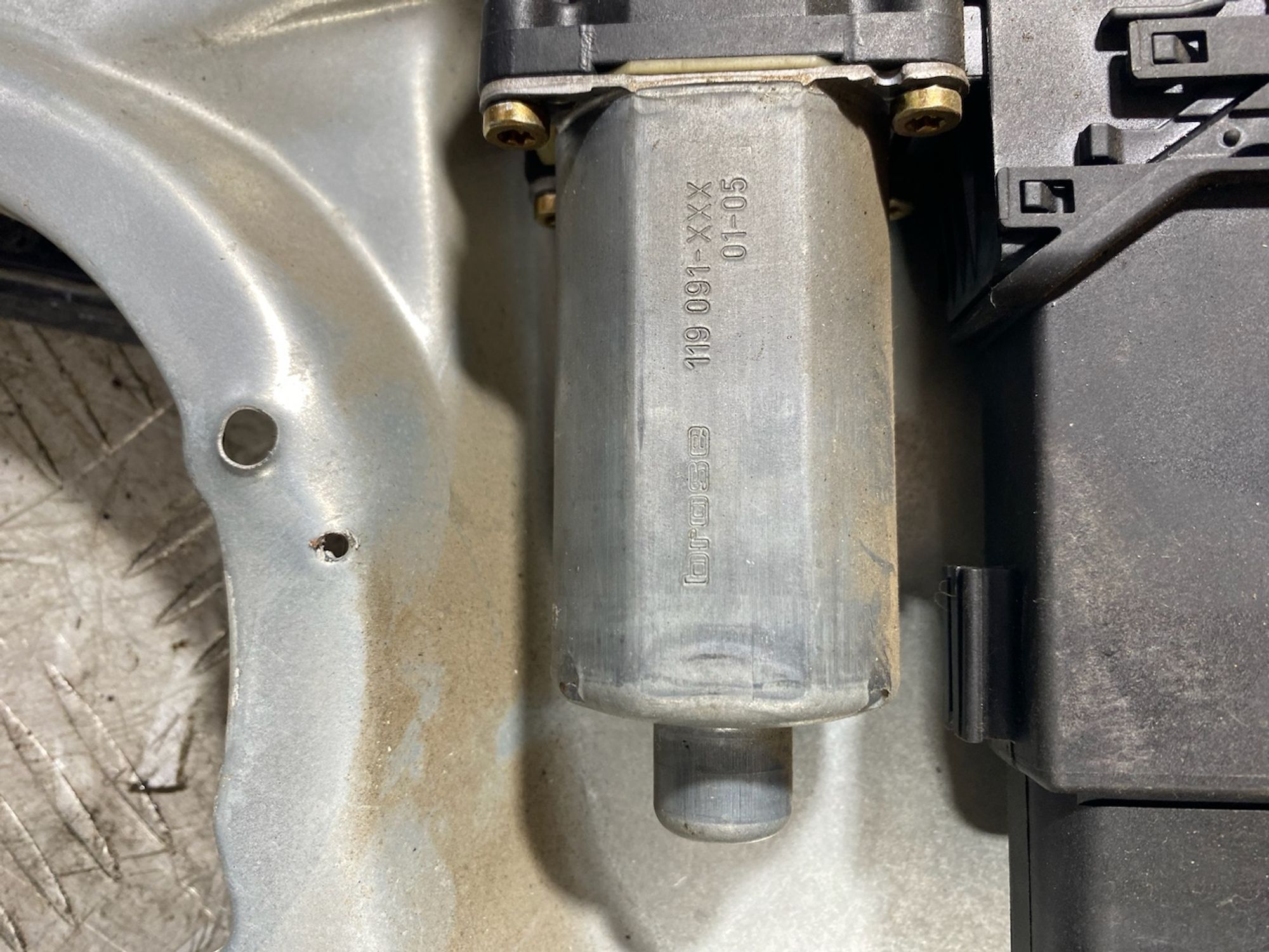 https://ycs.partsauto.market/partsauto-images/thmbs/userImages/7493bedda53ffbba18042670cc6fed05/part/d4a7ba1d-b65a-4206-9f4e-2706ef30a1dd_1727269170374.jpg