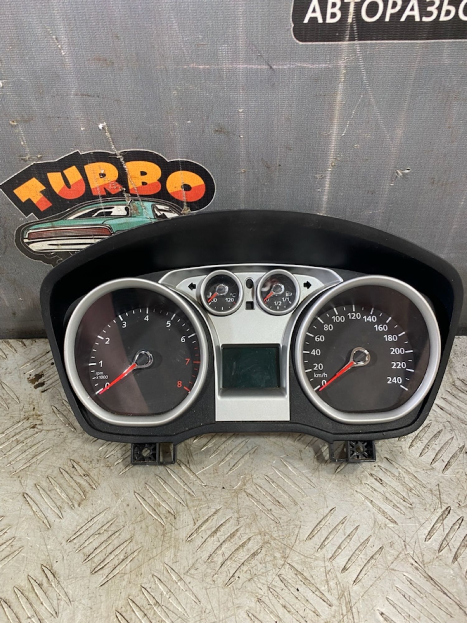 https://ycs.partsauto.market/partsauto-images/thmbs/userImages/7493bedda53ffbba18042670cc6fed05/part/d6e9de3f-80c4-449b-b890-913b88ad8531_1720792197685.jpg