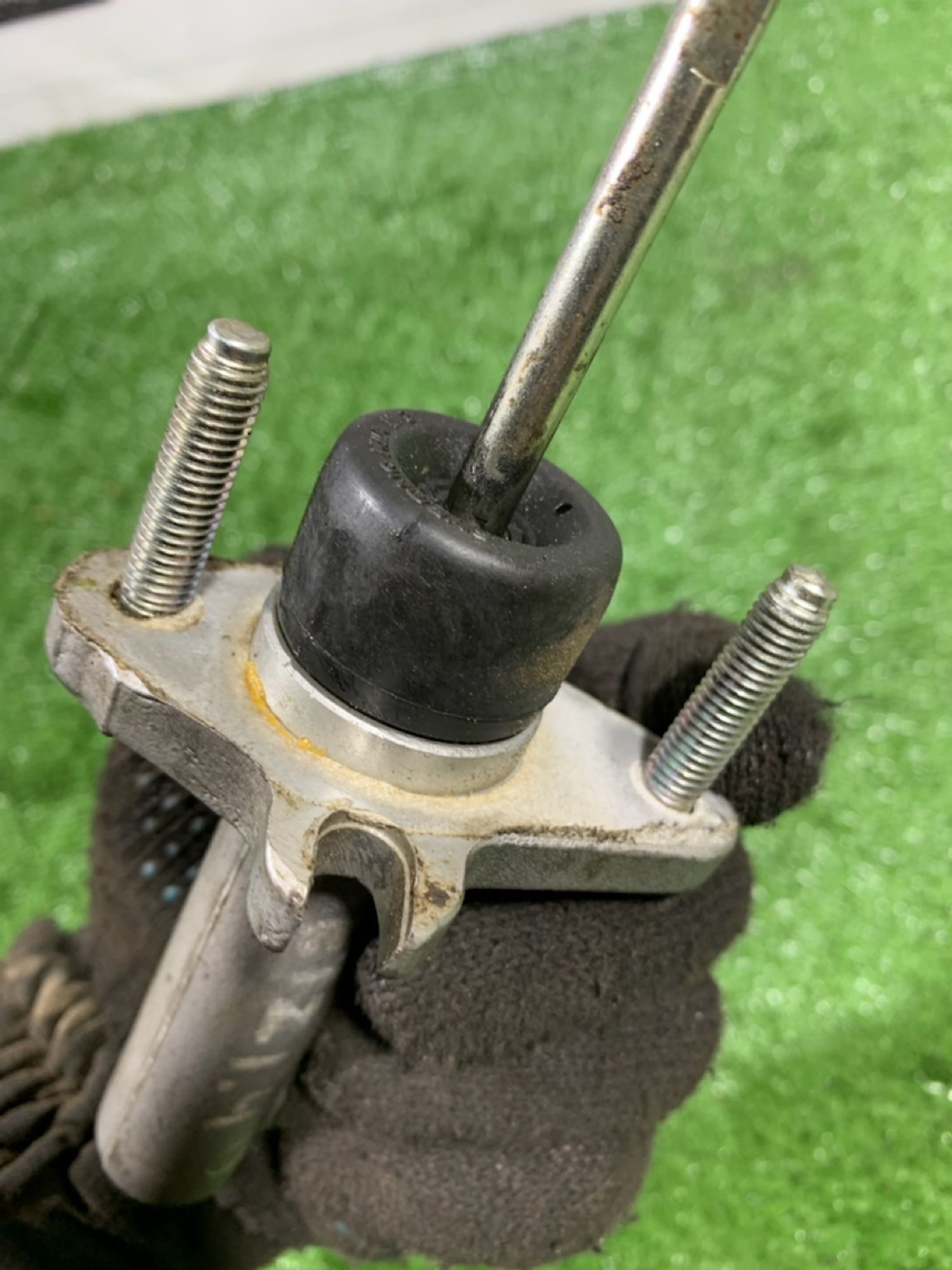 https://ycs.partsauto.market/partsauto-images/thmbs/userImages/7493bedda53ffbba18042670cc6fed05/part/d7bf74db-87be-4930-9084-95a555d1a518_1739966427182.jpg