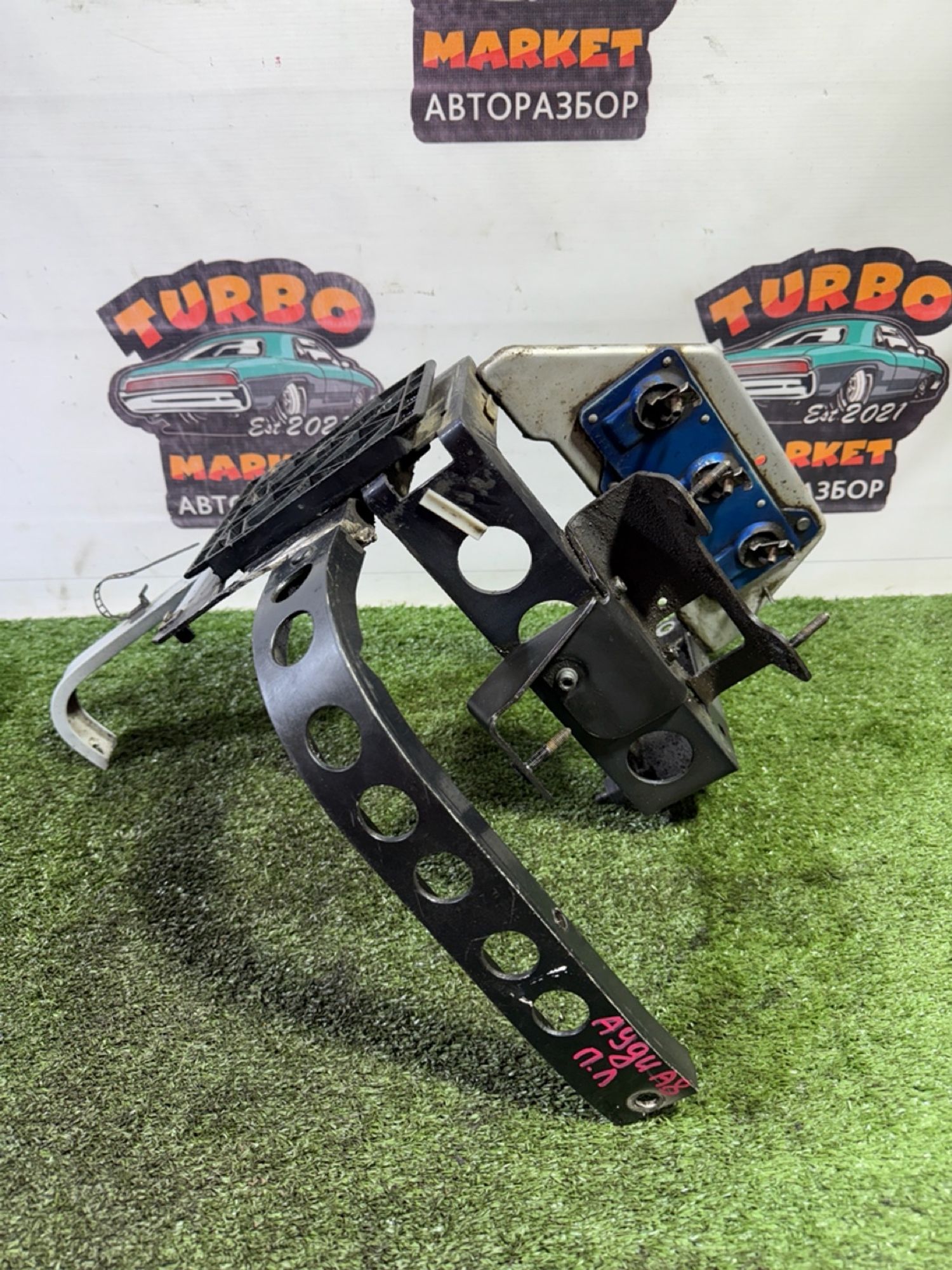 https://ycs.partsauto.market/partsauto-images/thmbs/userImages/7493bedda53ffbba18042670cc6fed05/part/d8017a7e-4442-4518-91c8-92db6b671614_1744721977211.jpg