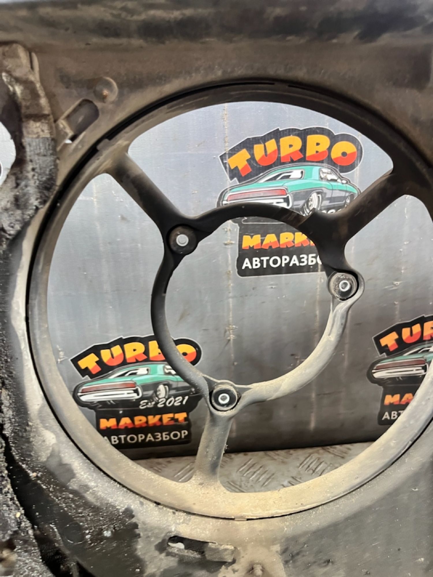 https://ycs.partsauto.market/partsauto-images/thmbs/userImages/7493bedda53ffbba18042670cc6fed05/part/d8501083-858f-4d7d-95b0-5556d511e508_1721319349922.jpg
