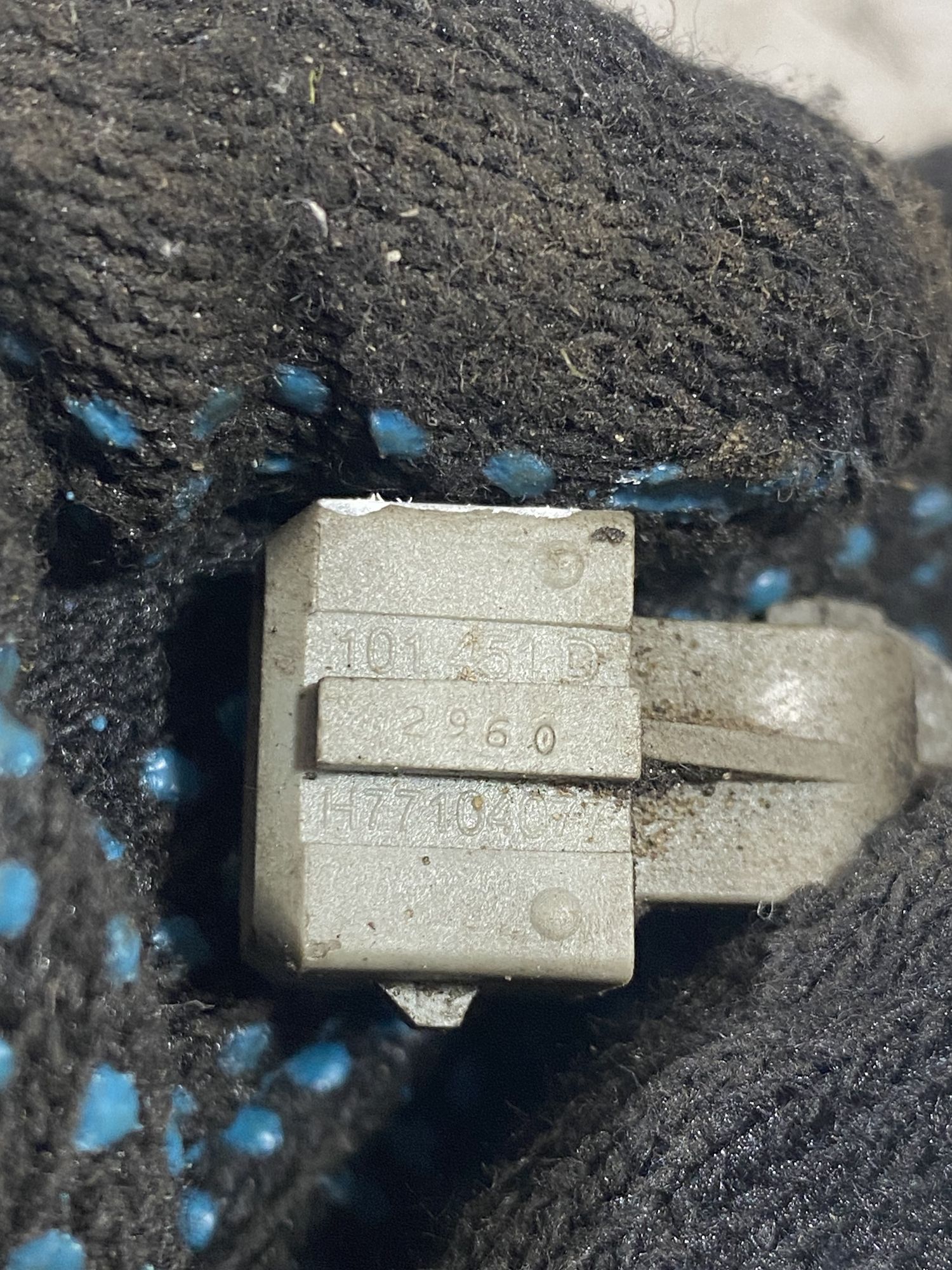 https://ycs.partsauto.market/partsauto-images/thmbs/userImages/7493bedda53ffbba18042670cc6fed05/part/d9142c6a-6724-4d5c-8824-add8dca845e4_1719496518894.jpg
