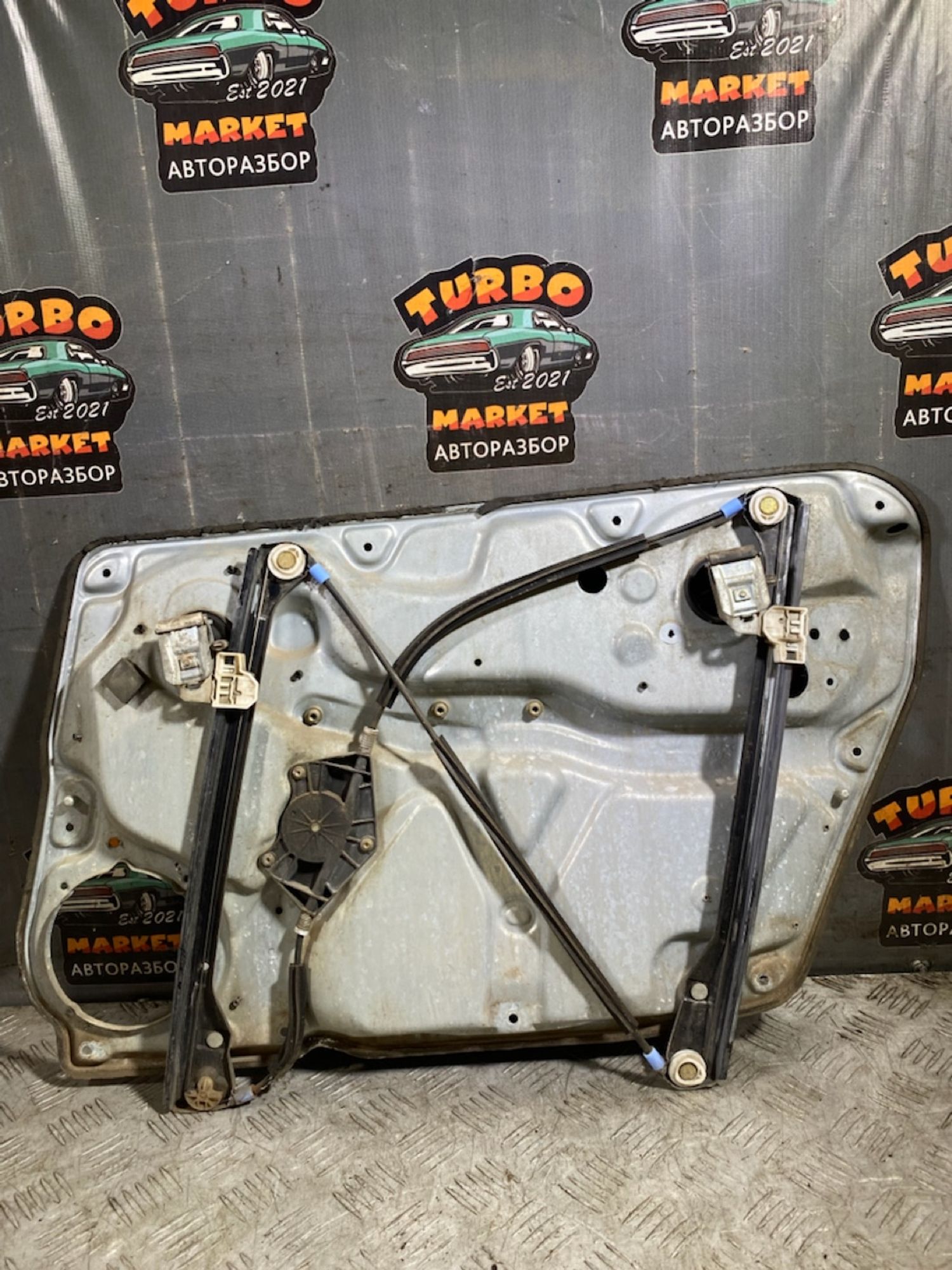 https://ycs.partsauto.market/partsauto-images/thmbs/userImages/7493bedda53ffbba18042670cc6fed05/part/d98e7a7d-3d01-4972-9f1a-3fbe0ef371c0_1727269173526.jpg