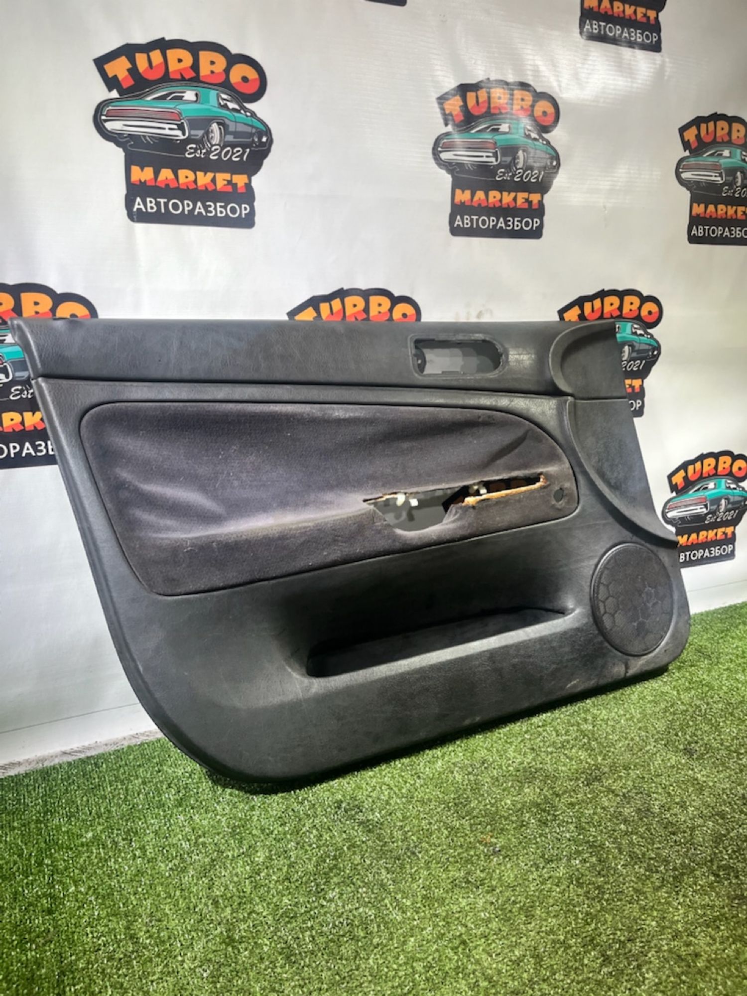 https://ycs.partsauto.market/partsauto-images/thmbs/userImages/7493bedda53ffbba18042670cc6fed05/part/d9b03086-1fa8-4a6c-8713-6c7e8612c7fc_1733908804612.jpg