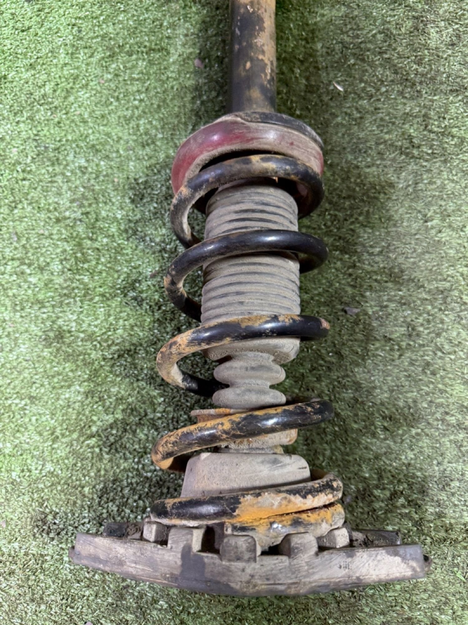 https://ycs.partsauto.market/partsauto-images/thmbs/userImages/7493bedda53ffbba18042670cc6fed05/part/dc8743d8-12a6-4426-9325-7e7540513df5_1743513574585.jpg