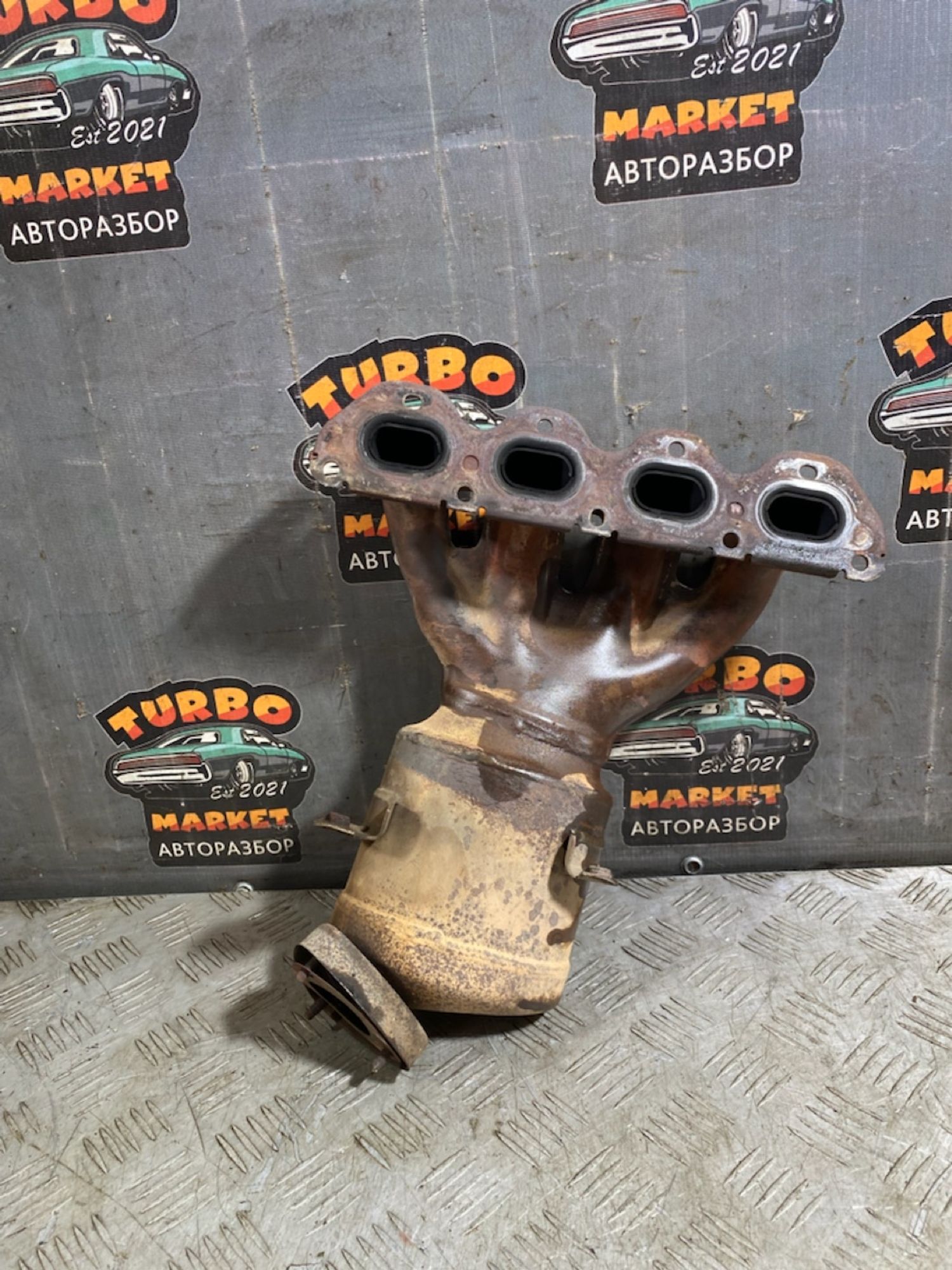 https://ycs.partsauto.market/partsauto-images/thmbs/userImages/7493bedda53ffbba18042670cc6fed05/part/dd120f60-6ebf-4bc4-bc19-f2a40d5bd27b_1729097298078.jpg