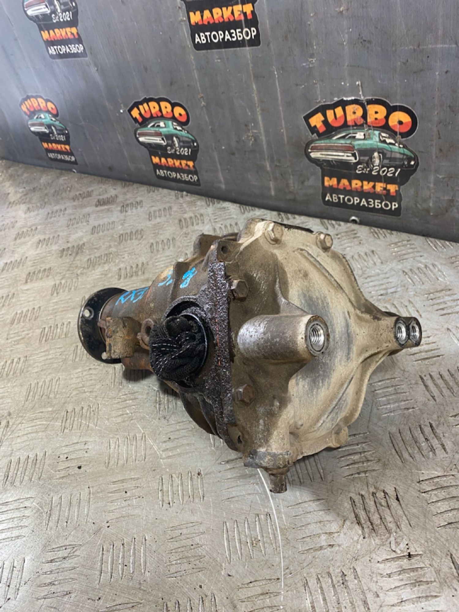 https://ycs.partsauto.market/partsauto-images/thmbs/userImages/7493bedda53ffbba18042670cc6fed05/part/dd8fa69b-62e5-497d-af93-4a2a136296bc_1722345221736.jpg