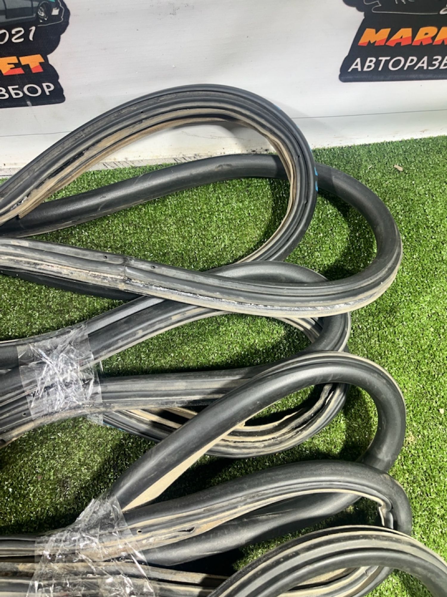 https://ycs.partsauto.market/partsauto-images/thmbs/userImages/7493bedda53ffbba18042670cc6fed05/part/de2464ff-d288-4679-a206-92457f4ac2a1_1733924089617.jpg