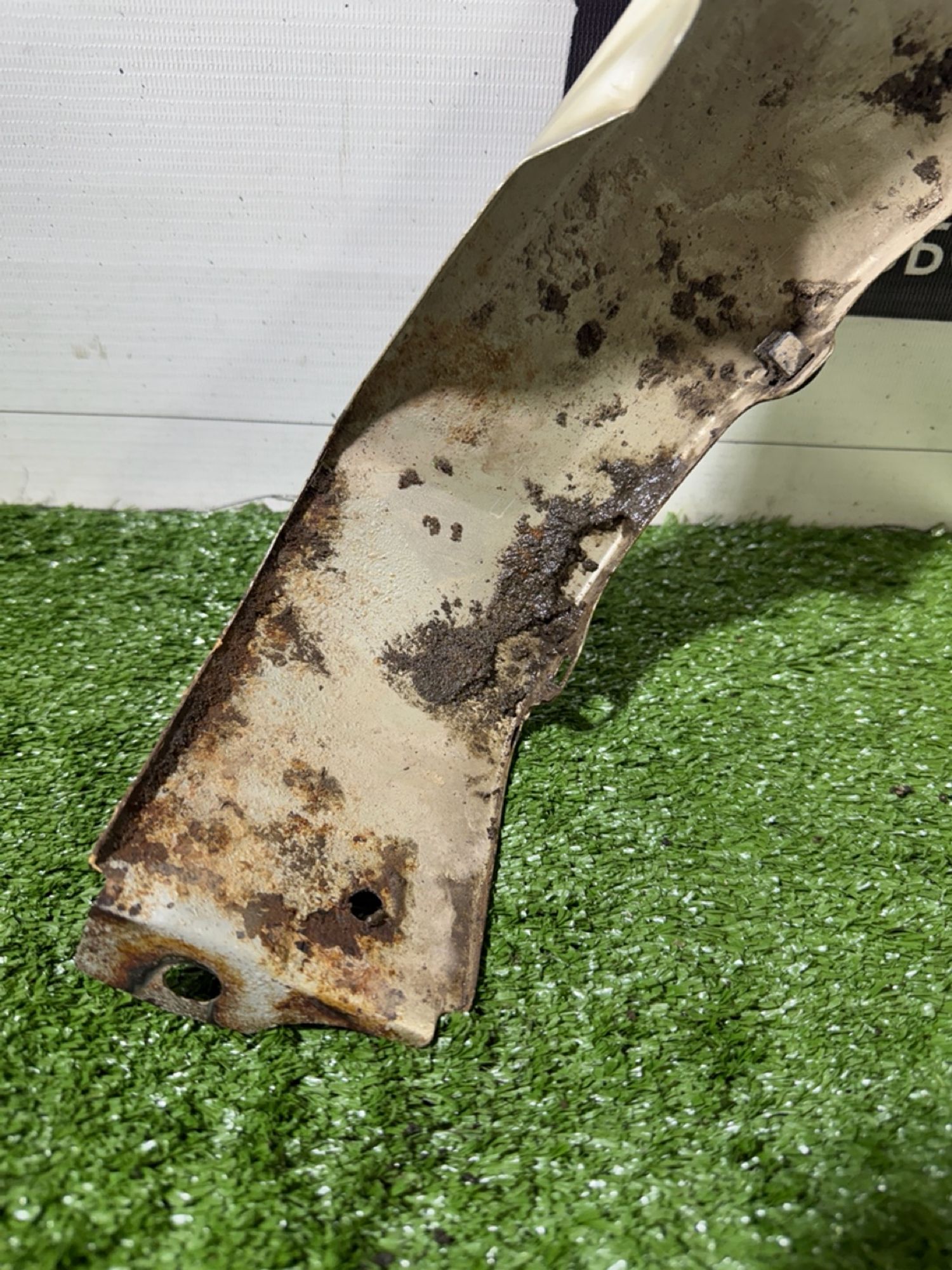https://ycs.partsauto.market/partsauto-images/thmbs/userImages/7493bedda53ffbba18042670cc6fed05/part/de2f0c90-7c8f-4a5c-bb7e-82d7e3d835c1_1740137368412.jpg