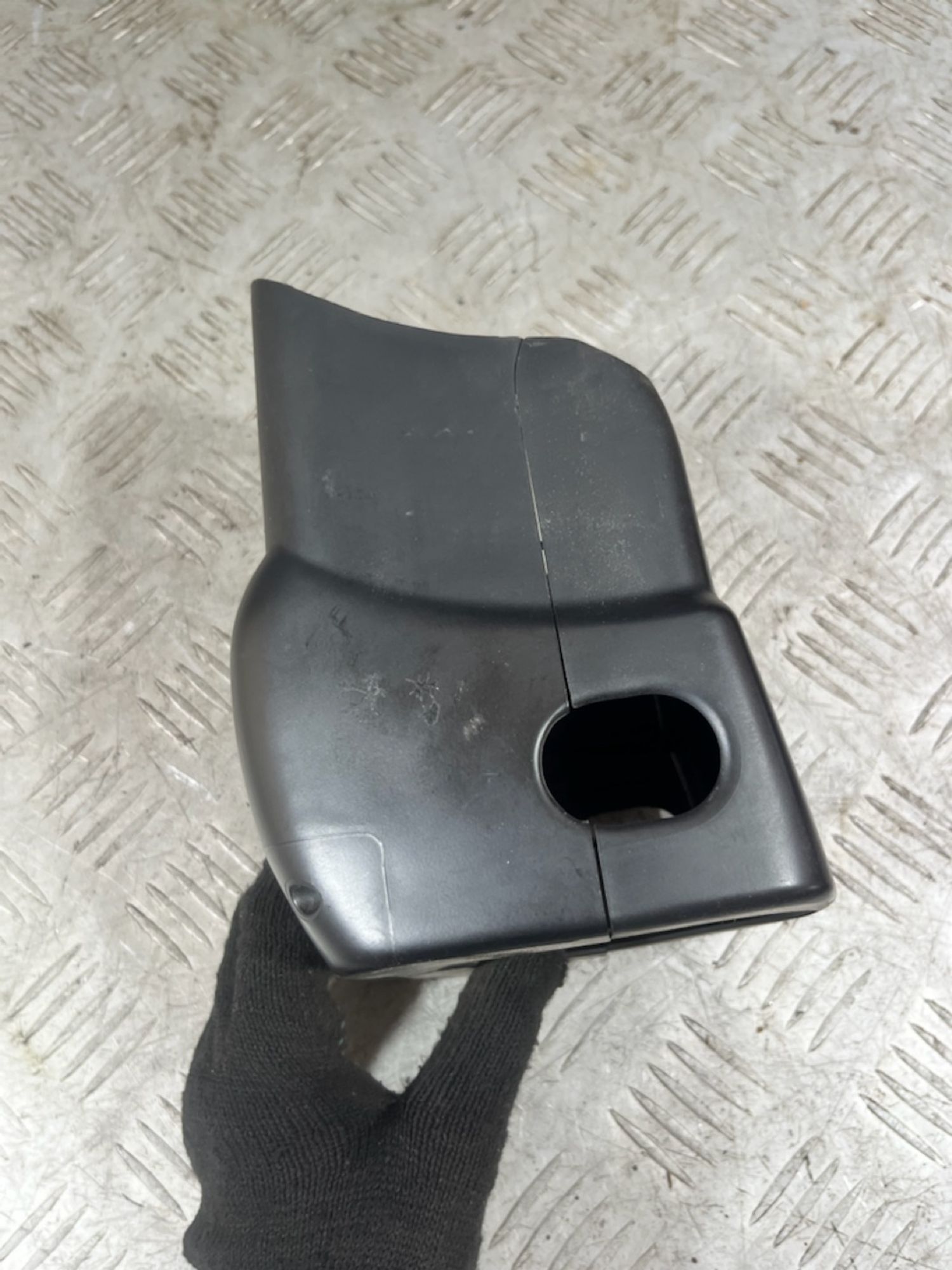 https://ycs.partsauto.market/partsauto-images/thmbs/userImages/7493bedda53ffbba18042670cc6fed05/part/e03cdf9d-0036-4be1-bd80-6055f818b2a7_1721303282496.jpg