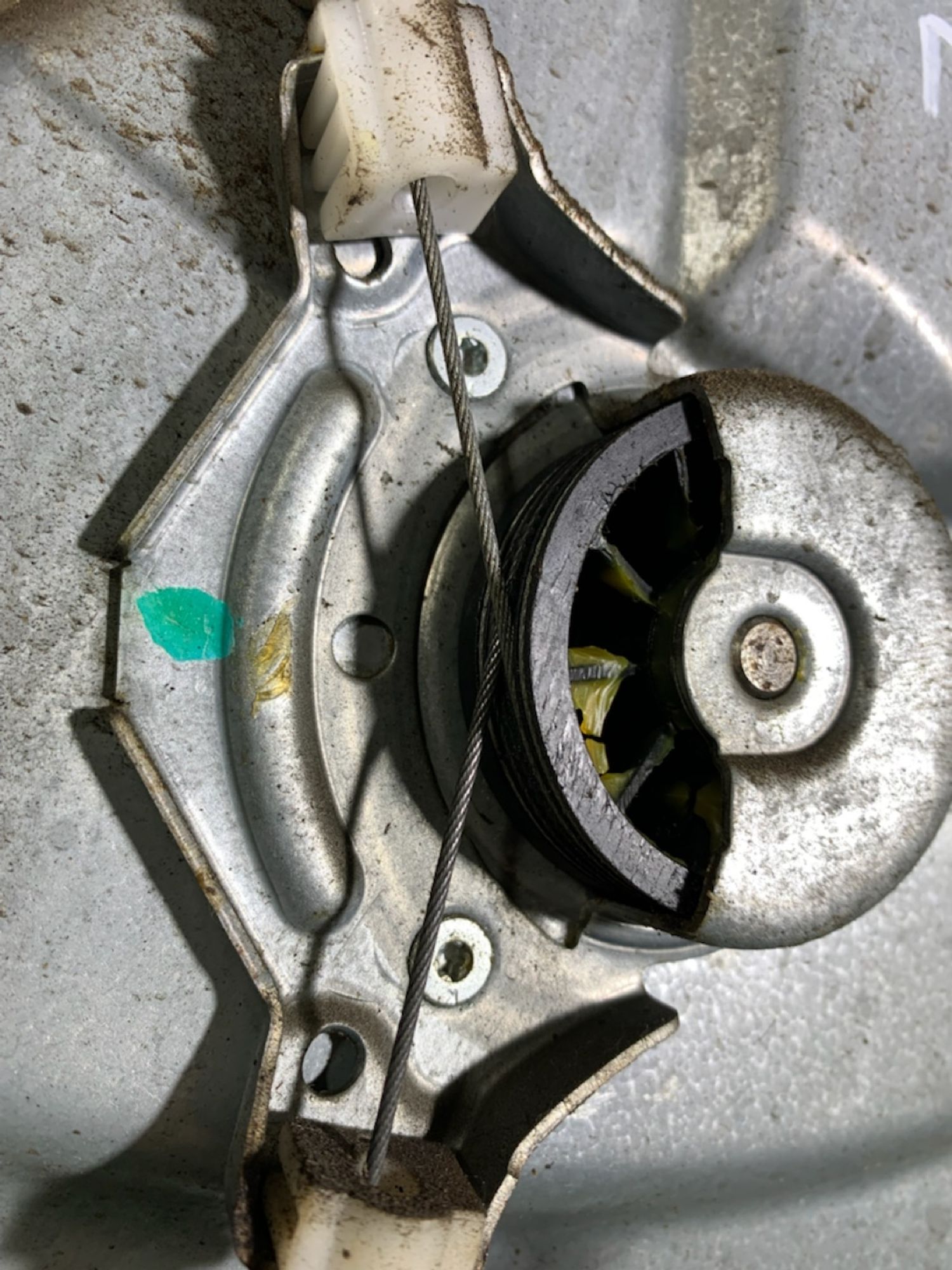 https://ycs.partsauto.market/partsauto-images/thmbs/userImages/7493bedda53ffbba18042670cc6fed05/part/e05a9bb1-0396-402e-98ad-9e900e5584a0_1731066883386.jpg